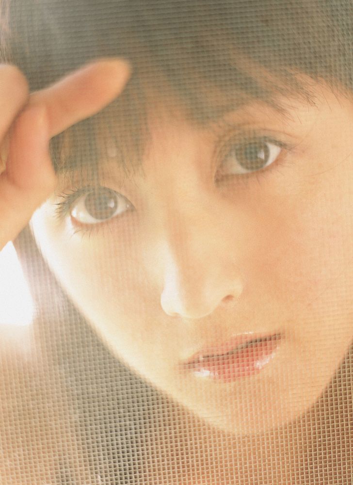 YS Web_小松彩夏《オトナ？コドモ？》写真集 Vol.135[81P]