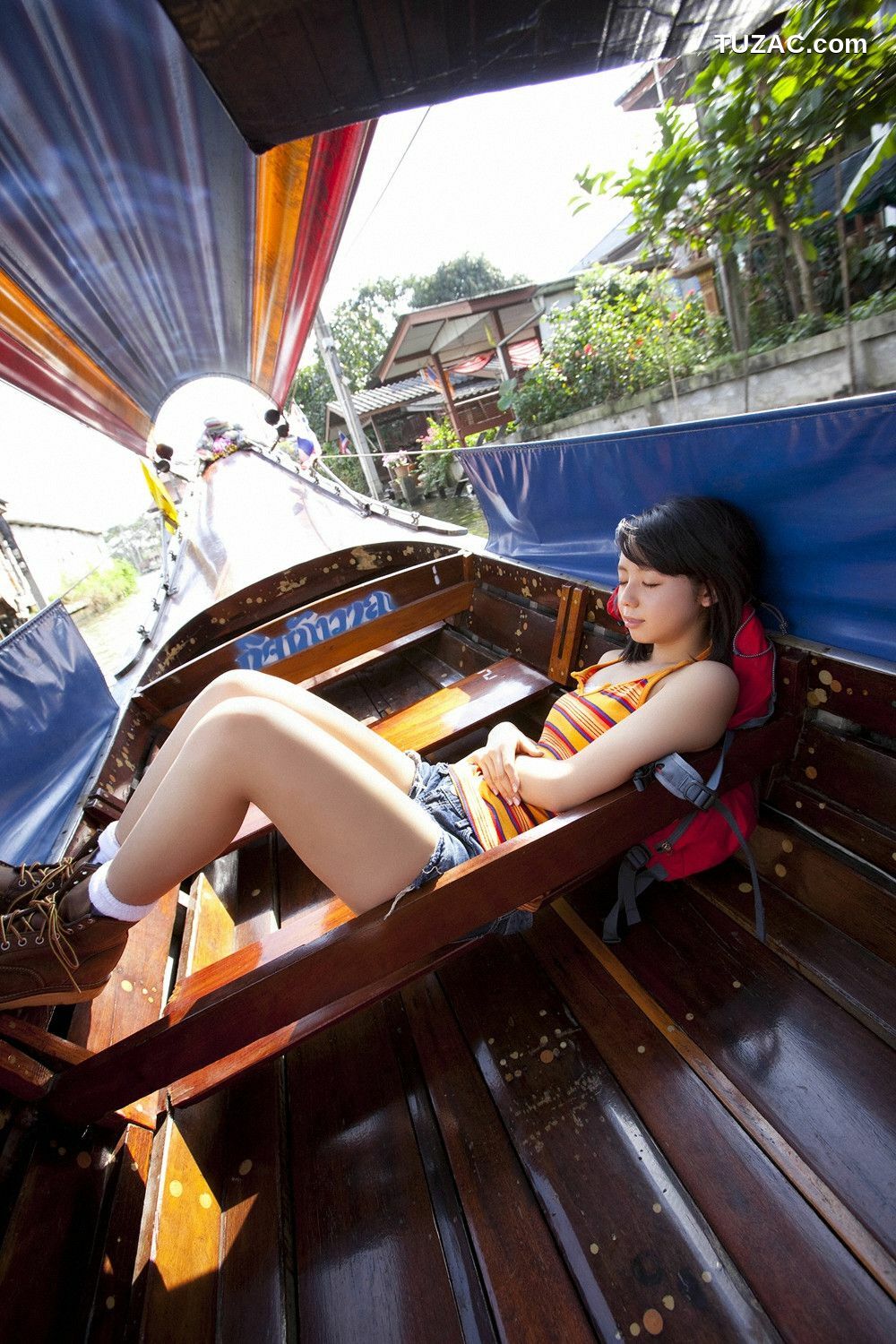 YS Web_小池里奈《冒険したいお年頃》写真集 Vol.377[100P]