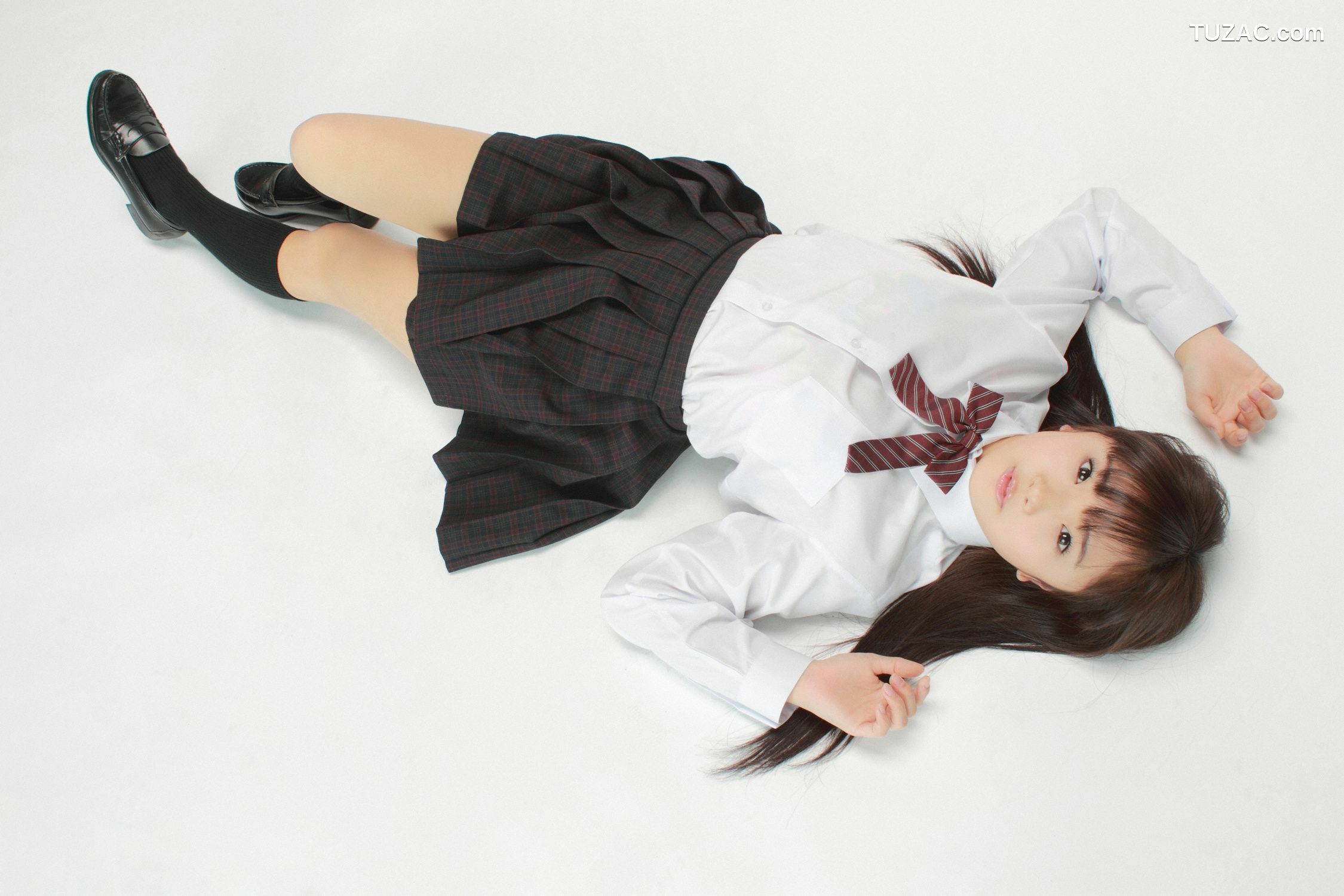 YS Web_愛沢新菜《ちっちゃおっきい美少女入学！》写真集 Vol.551[53P]