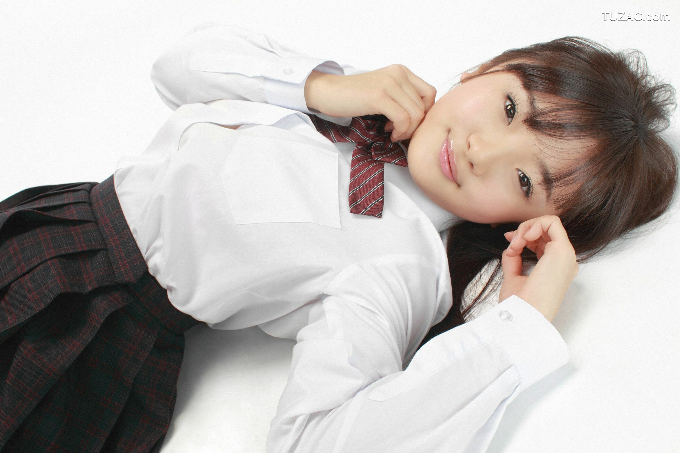 YS Web_愛沢新菜《ちっちゃおっきい美少女入学！》写真集 Vol.551[53P]
