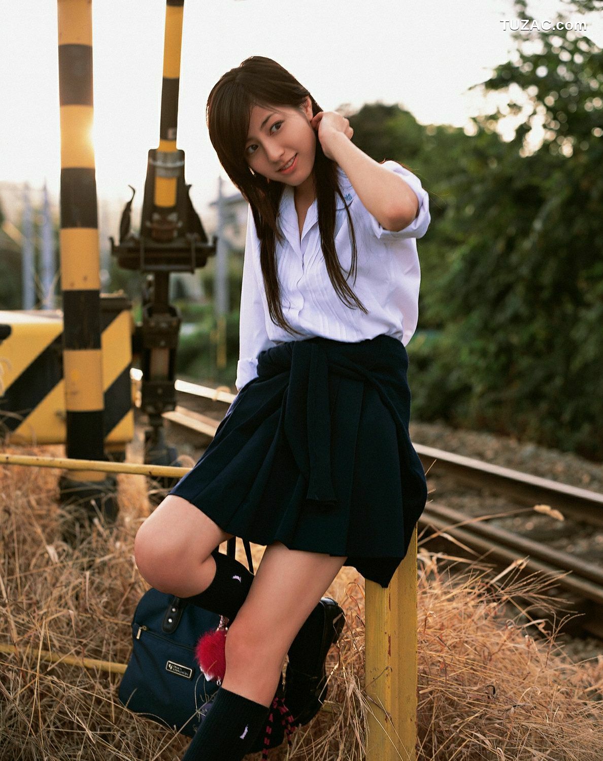 YS Web_杉本有美《ふたりで步いた道》写真集 Vol.209[74P]