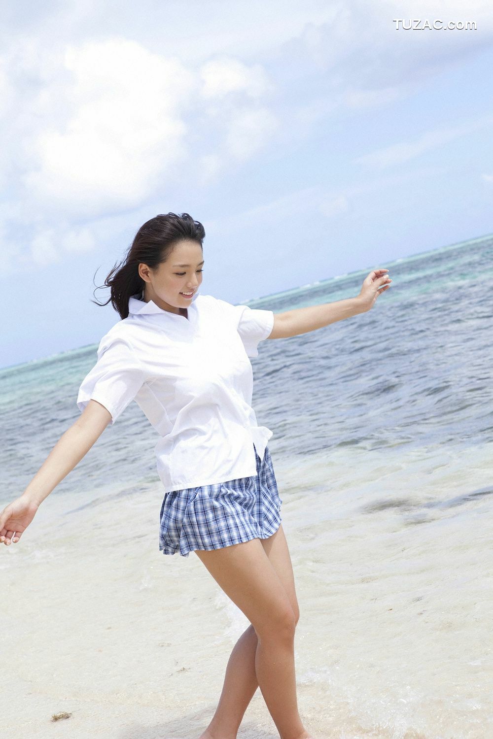 YS Web_篠崎愛《らぶたんと夏休み》写真集 Vol.413[108P]