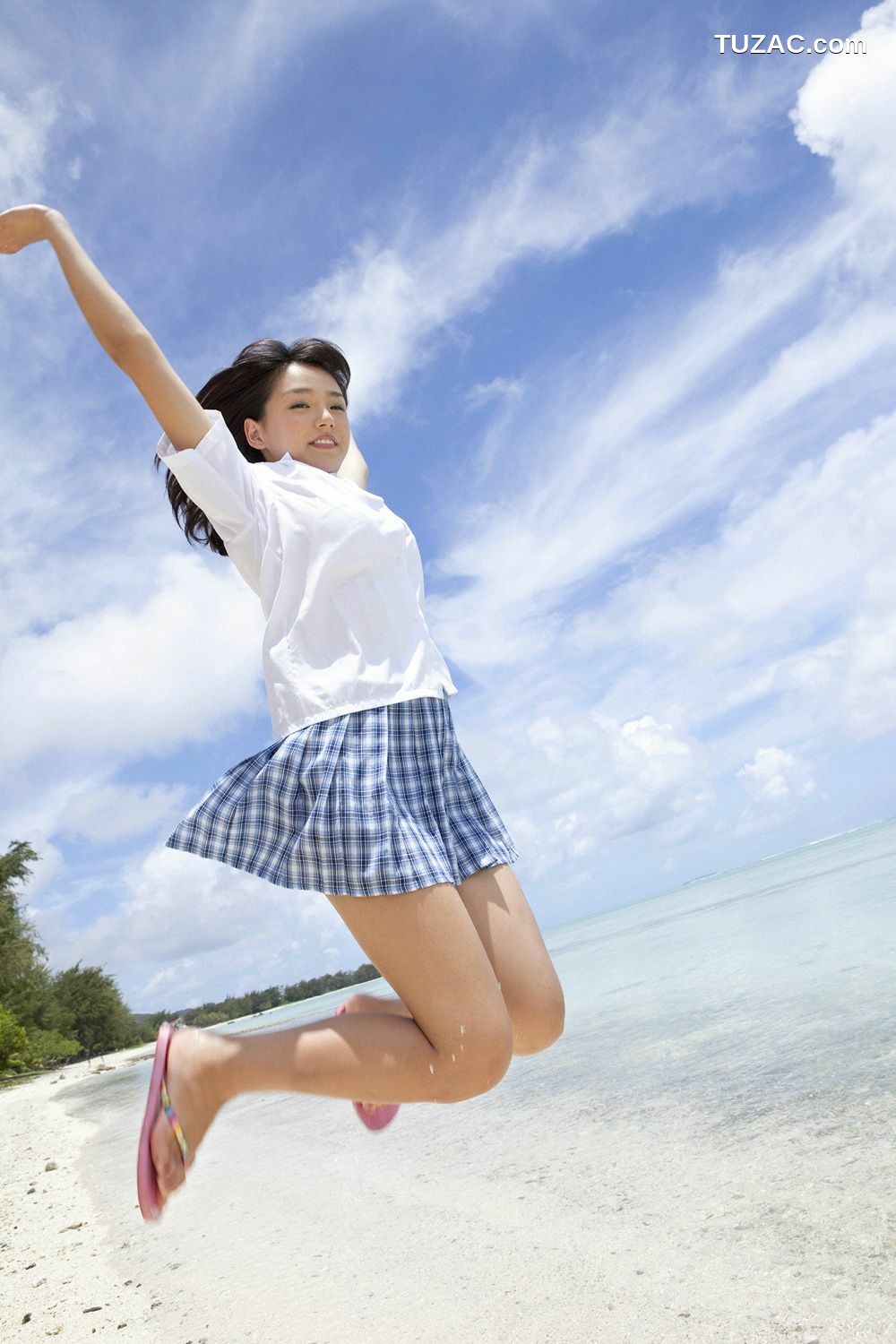 YS Web_篠崎愛《らぶたんと夏休み》写真集 Vol.413[108P]