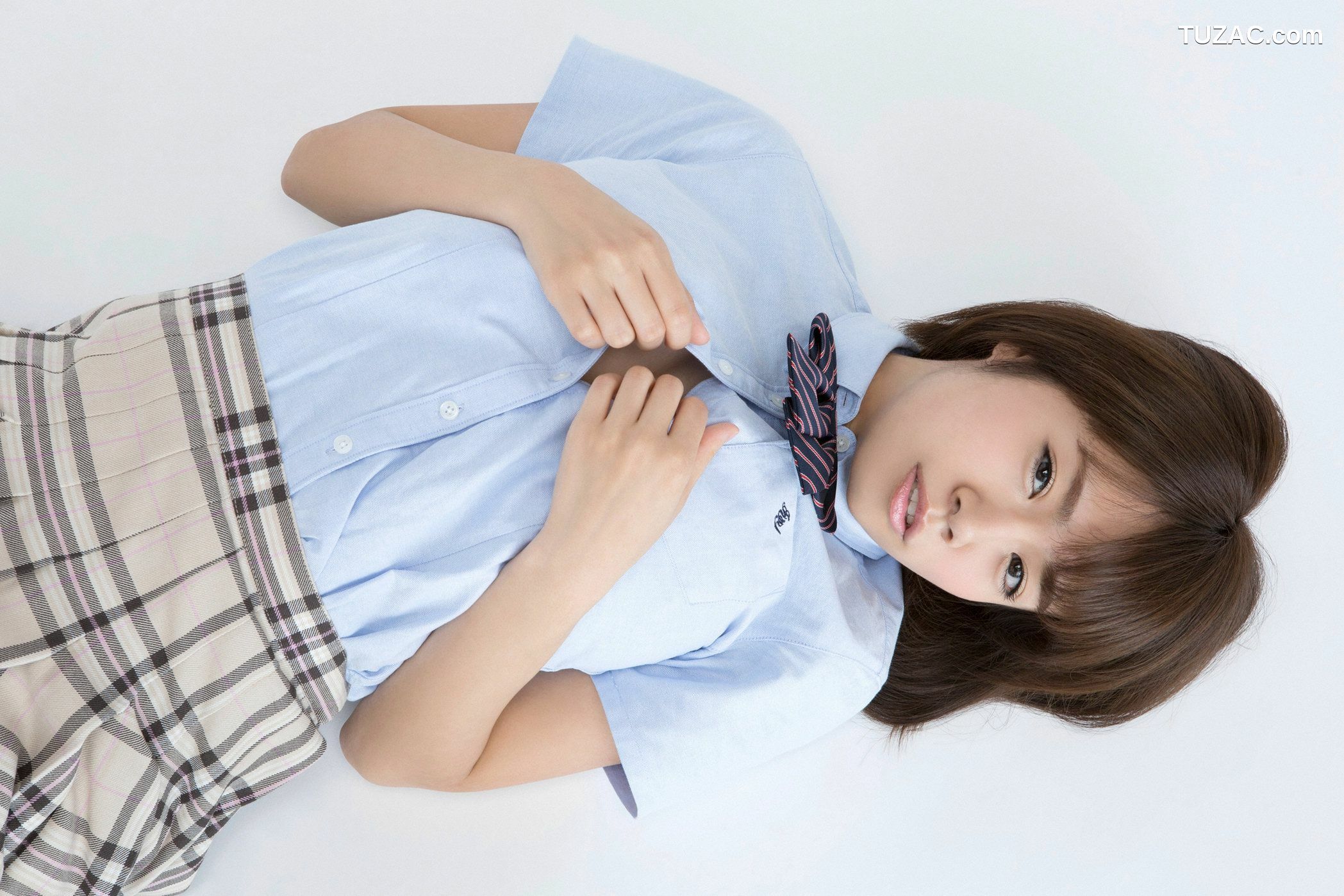 YS Web_菜乃花《ABCDEFGH･･･Iカップ！ショートカット美少女入学!!》写真集 Vol.656[43P]