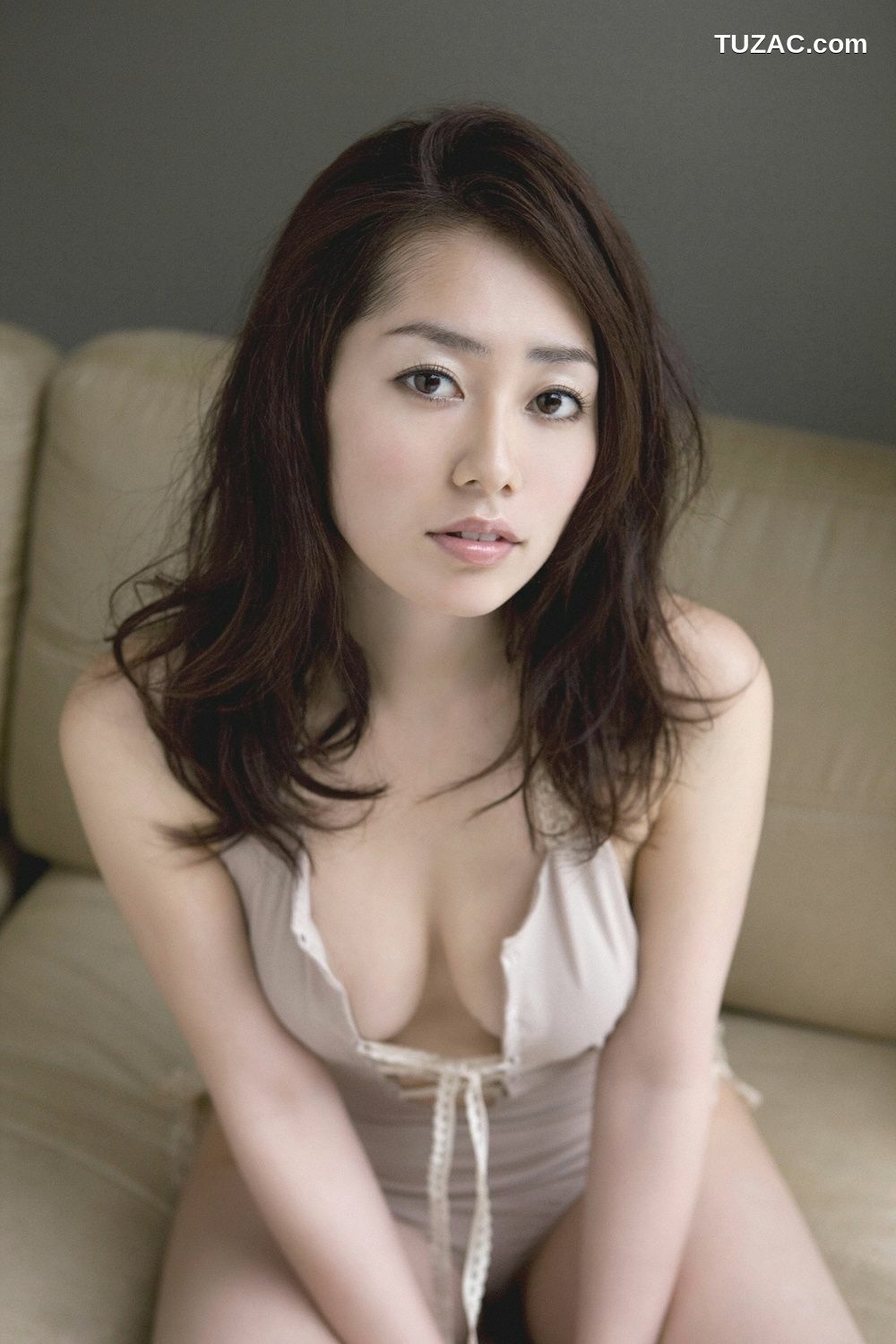 YS Web_谷桃子《もも色の誘惑》写真集 Vol.362[100P]