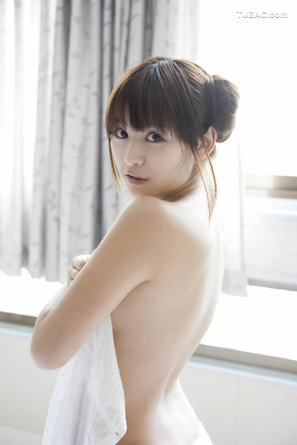 YS Web_鎌田奈津美《禁断の柔肌》写真集 Vol.369[110P]