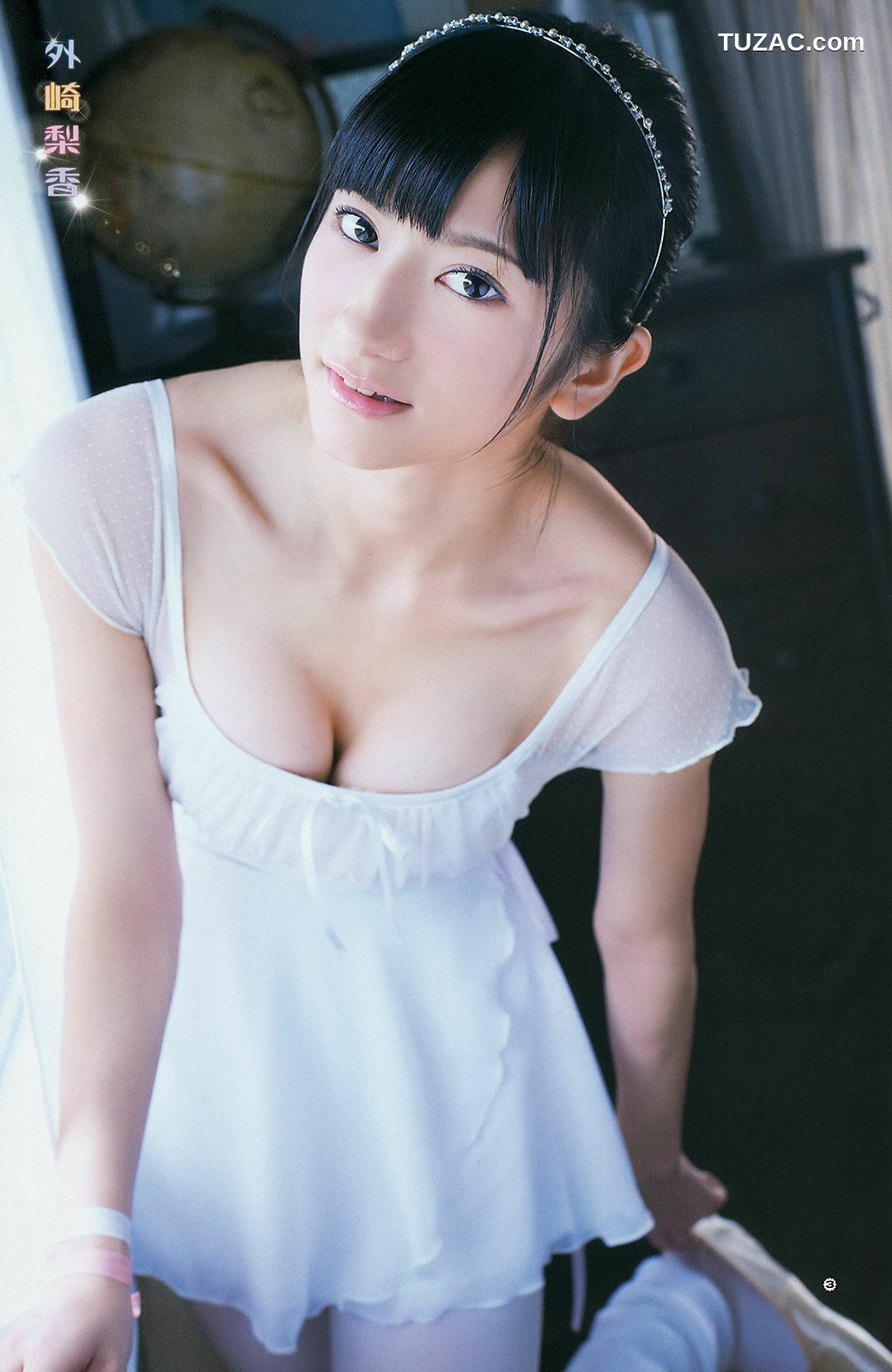 Young Gangan杂志写真_ 松井玲奈 外崎梨香 大貫彩香 2014年No.03 写真杂志[24P]