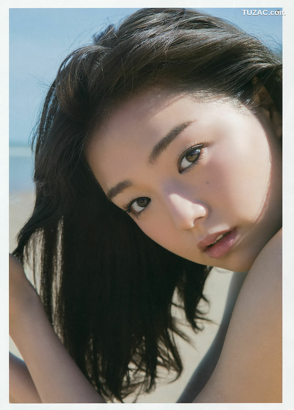 Young Gangan杂志写真_ 篠崎愛 百川晴香 金子理江 2015年No.20 写真杂志[41P]