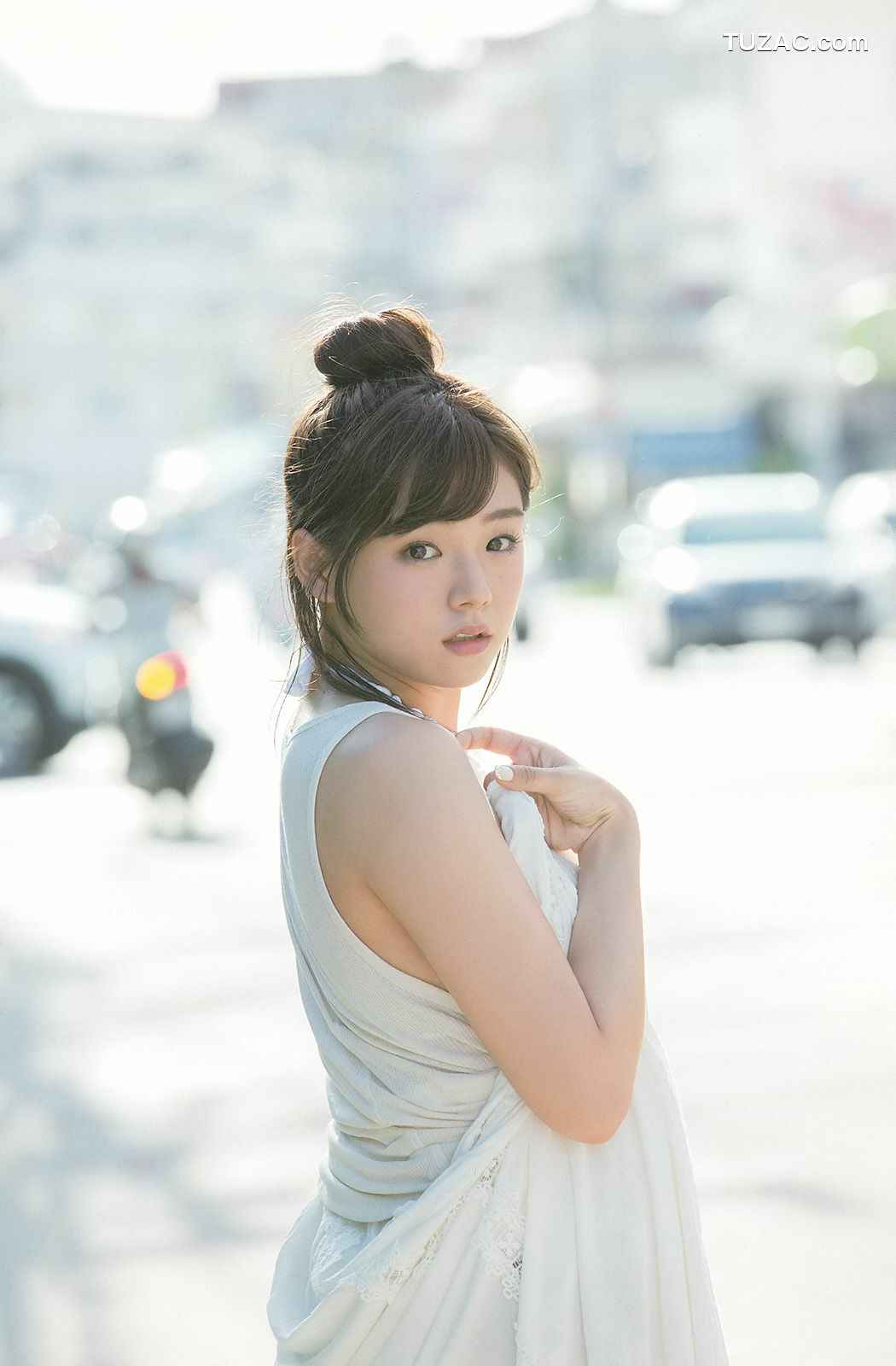 Young Gangan杂志写真_ 篠崎愛 百川晴香 金子理江 2015年No.20 写真杂志[41P]