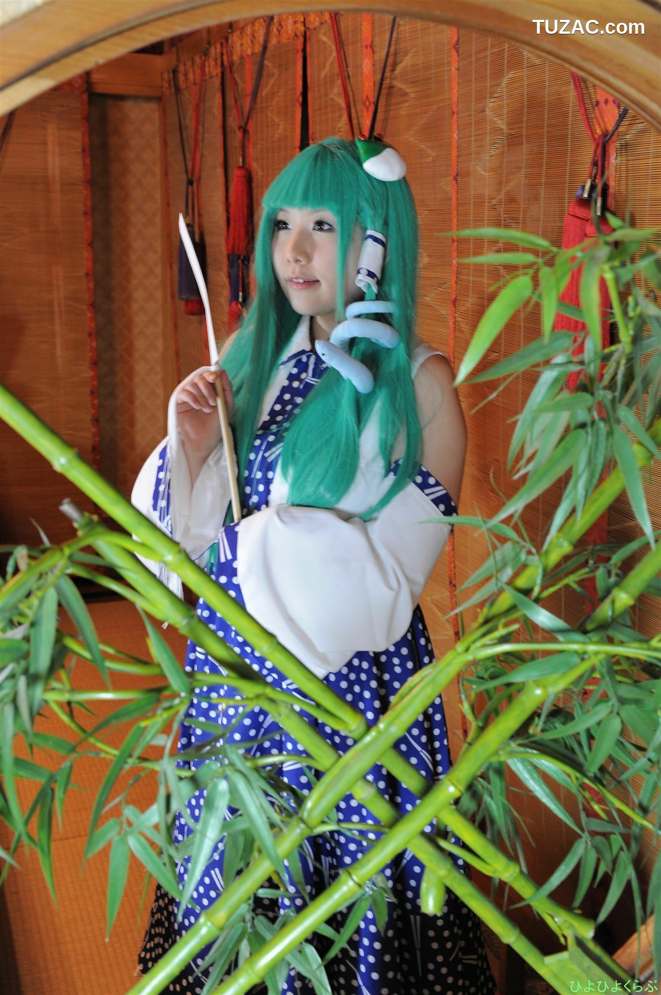 日本CosPlay_丹雫ひよ 《Touhou Project》Kochiya Sanae 早苗ちゃん  写真集[100P]