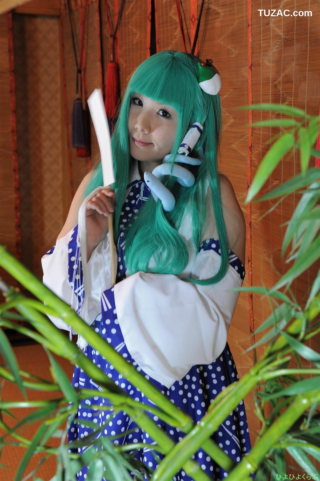 日本CosPlay_丹雫ひよ 《Touhou Project》Kochiya Sanae 早苗ちゃん  写真集[100P]