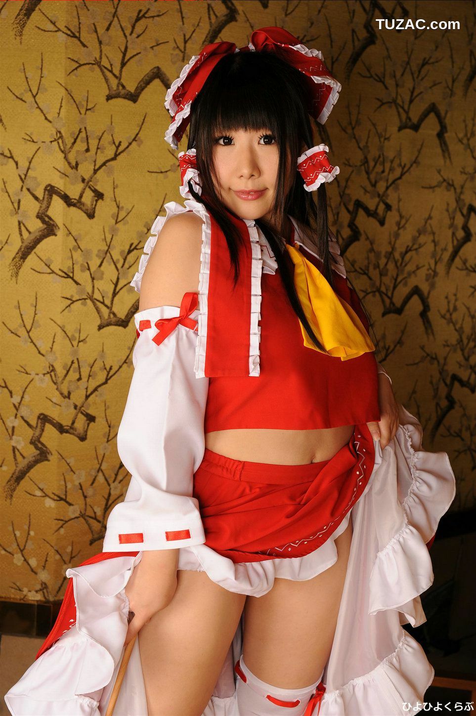 日本CosPlay_丹雫ひよ《東方Project》Hakurei Reimu  写真集[50P]