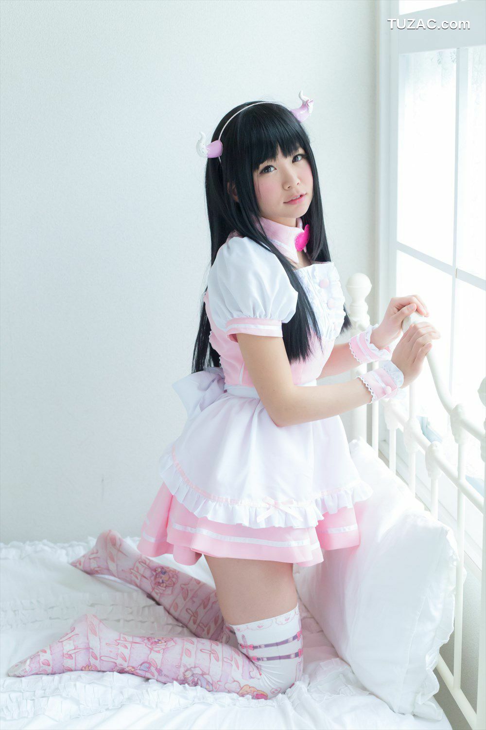 日本CosPlay_五木昶 (五木あきら) 《Maid(メイド) + School Girl(女子校生)》 写真集