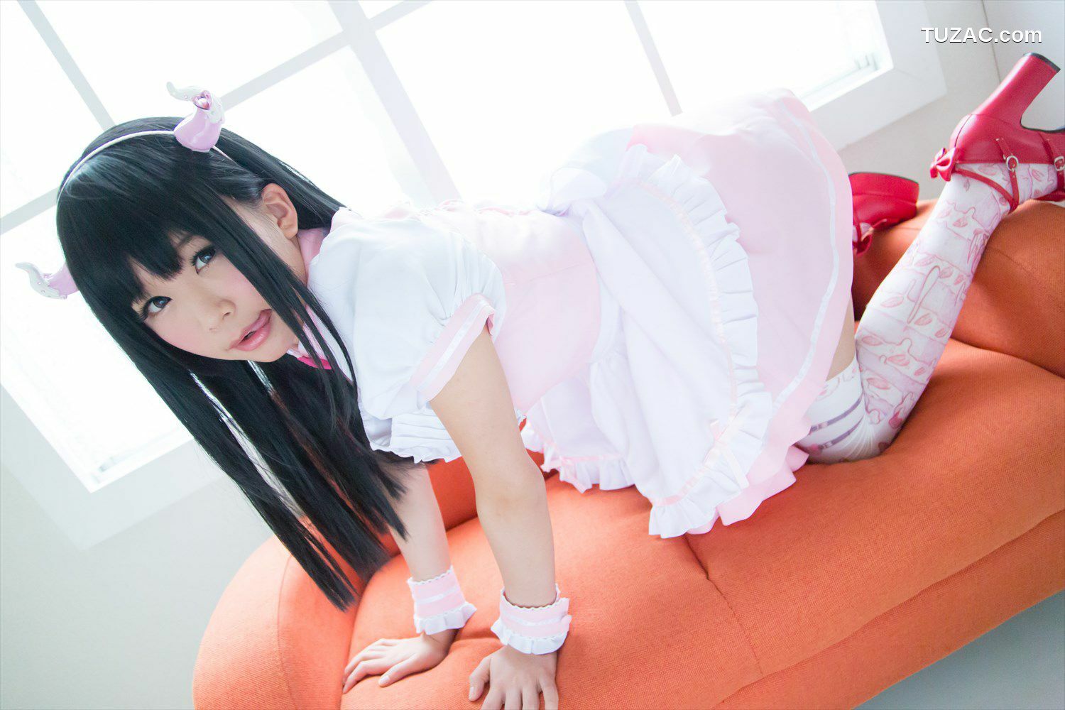 日本CosPlay_五木昶 (五木あきら) 《Maid(メイド) + School Girl(女子校生)》 写真集