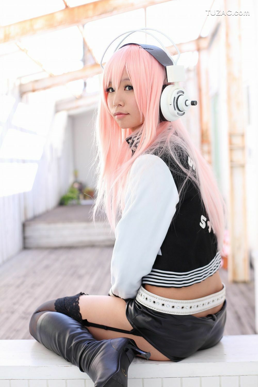 日本CosPlay_五木昶 (五木あきら) 《Sonicomi》Super Sonico 写真集