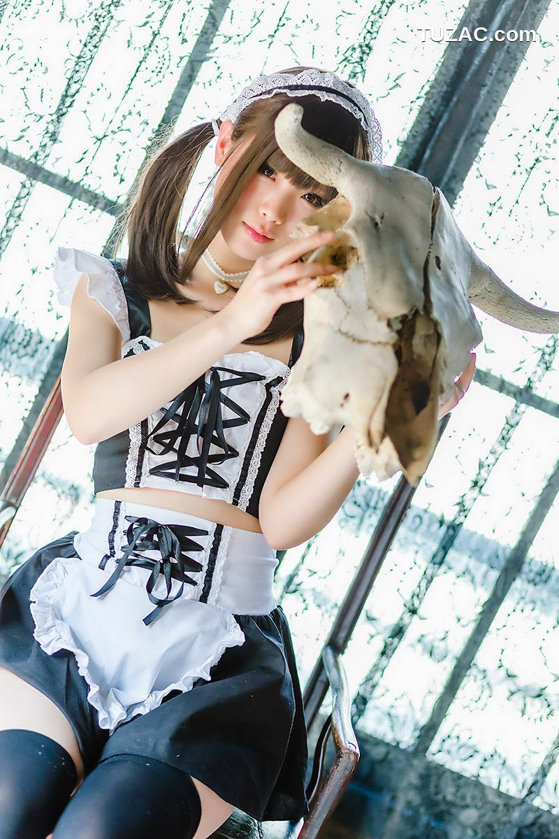 日本CosPlay_倉坂くるる Kurasaka Kururu 《～オリジナルメイド～》 写真集[50P]