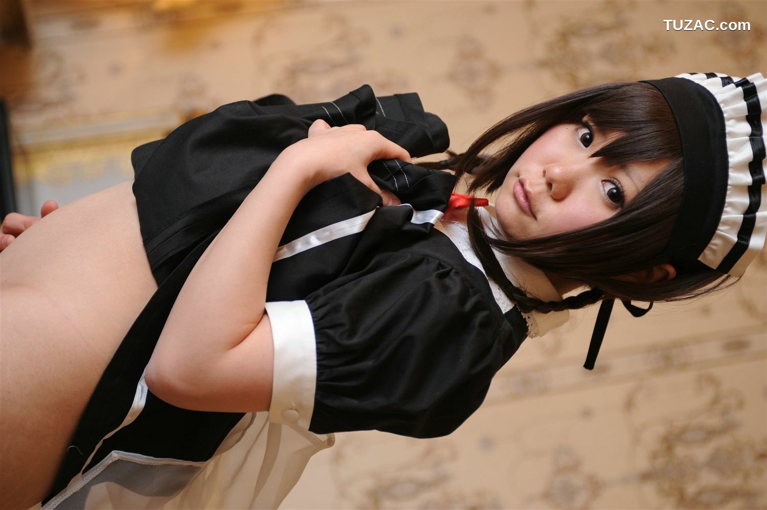 日本CosPlay_兎丘なこ 《ご奉仕玩具Maid(メイド)姉妹》 写真集[97P]