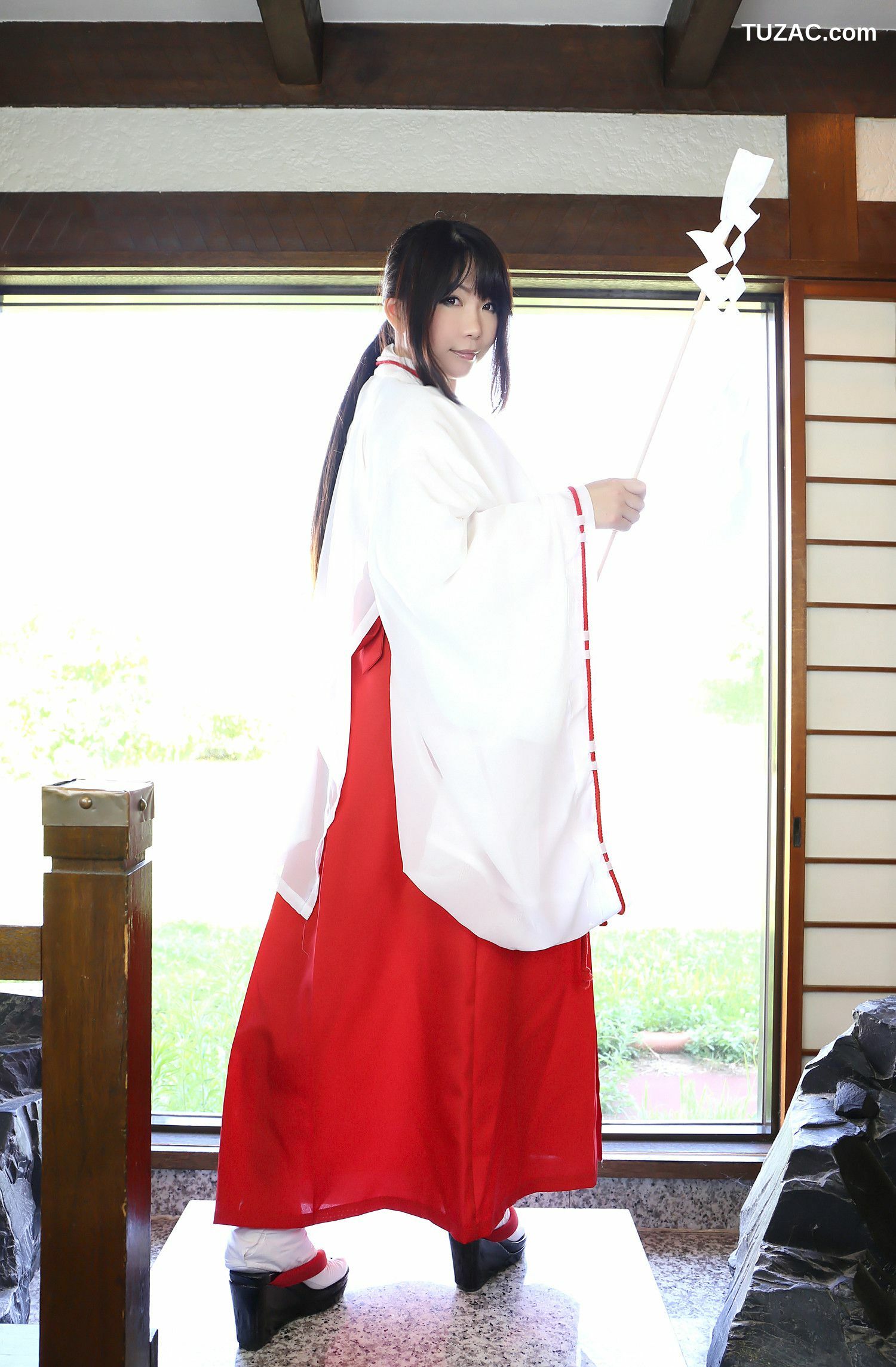 日本CosPlay_日暮りん(日暮玲) 巫女 写真集[100P]