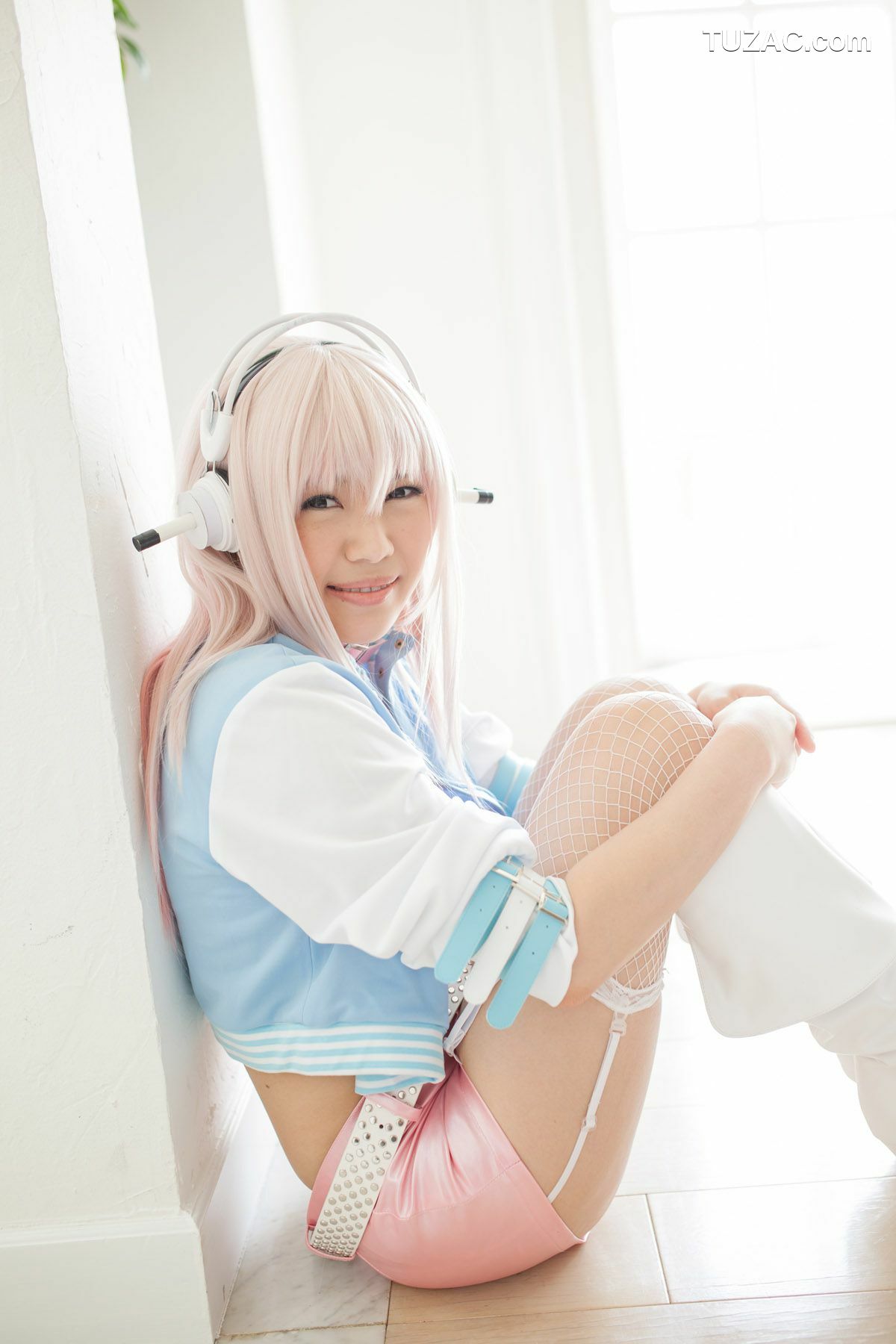 日本CosPlay_沙藤ユリ (Satou Yuri) 《Sonicomi》Super Sonico 写真集[98P]