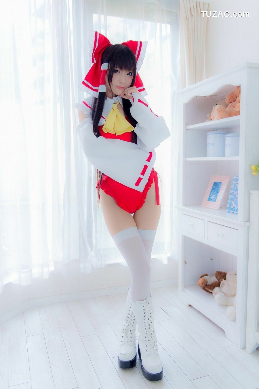 日本CosPlay_火将ロシエル 《Touhou Project》Hakurei Reimu+Flandre Scarlet 写真集[100P]