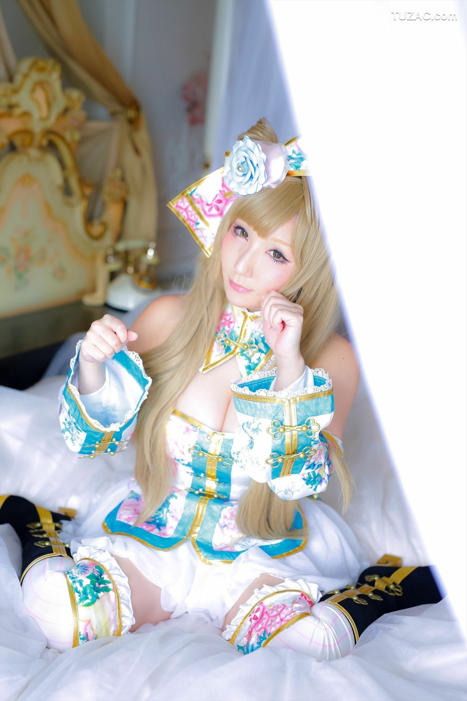 日本CosPlay_绫香 (Saku サク) 《Love Live!》Toujou Nozomi+Minami Kotori 写真集