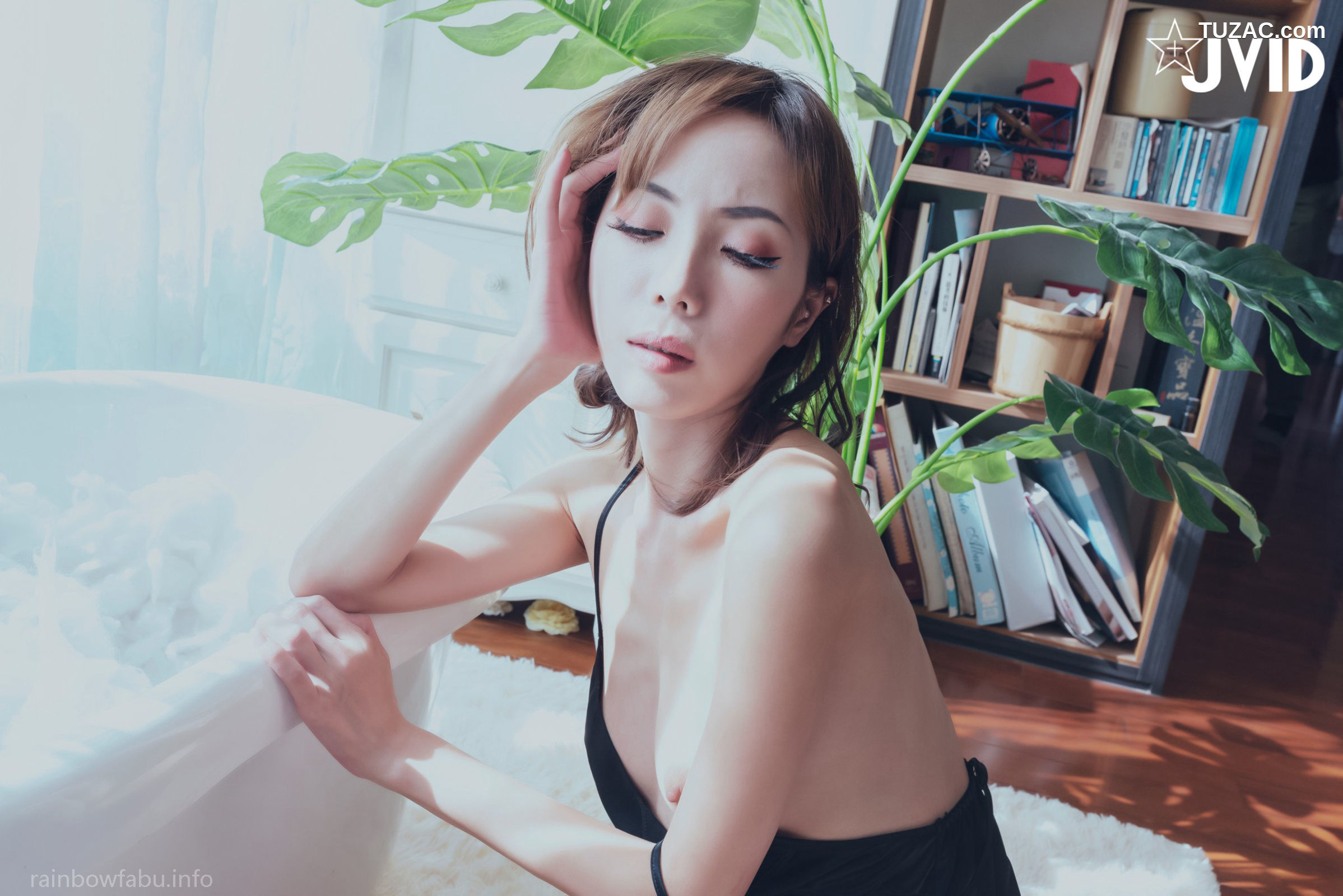 JVID-Genie精灵-全裸监督-唯美首发-绝美挑逗