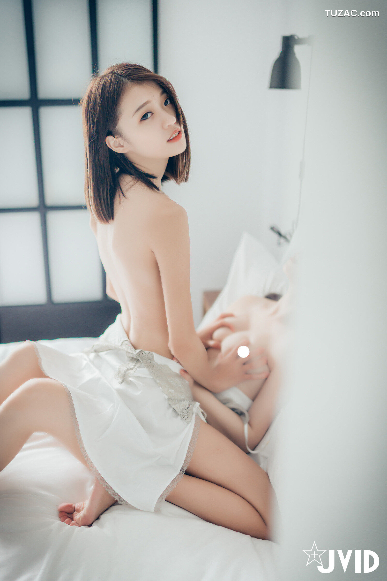 JVID-妍妍-Tiny-蘿莉百合