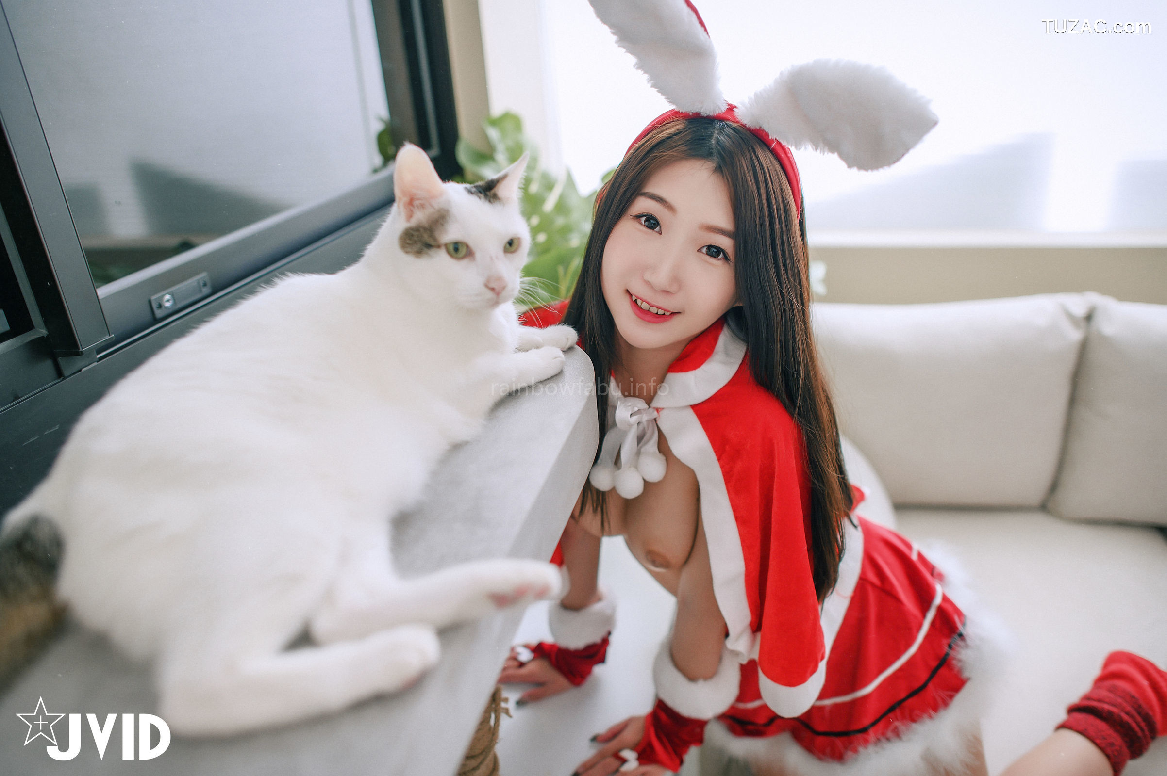 JVID-肉包Mini-邻家の美乳少女来送圣诞礼物-2022.12.24