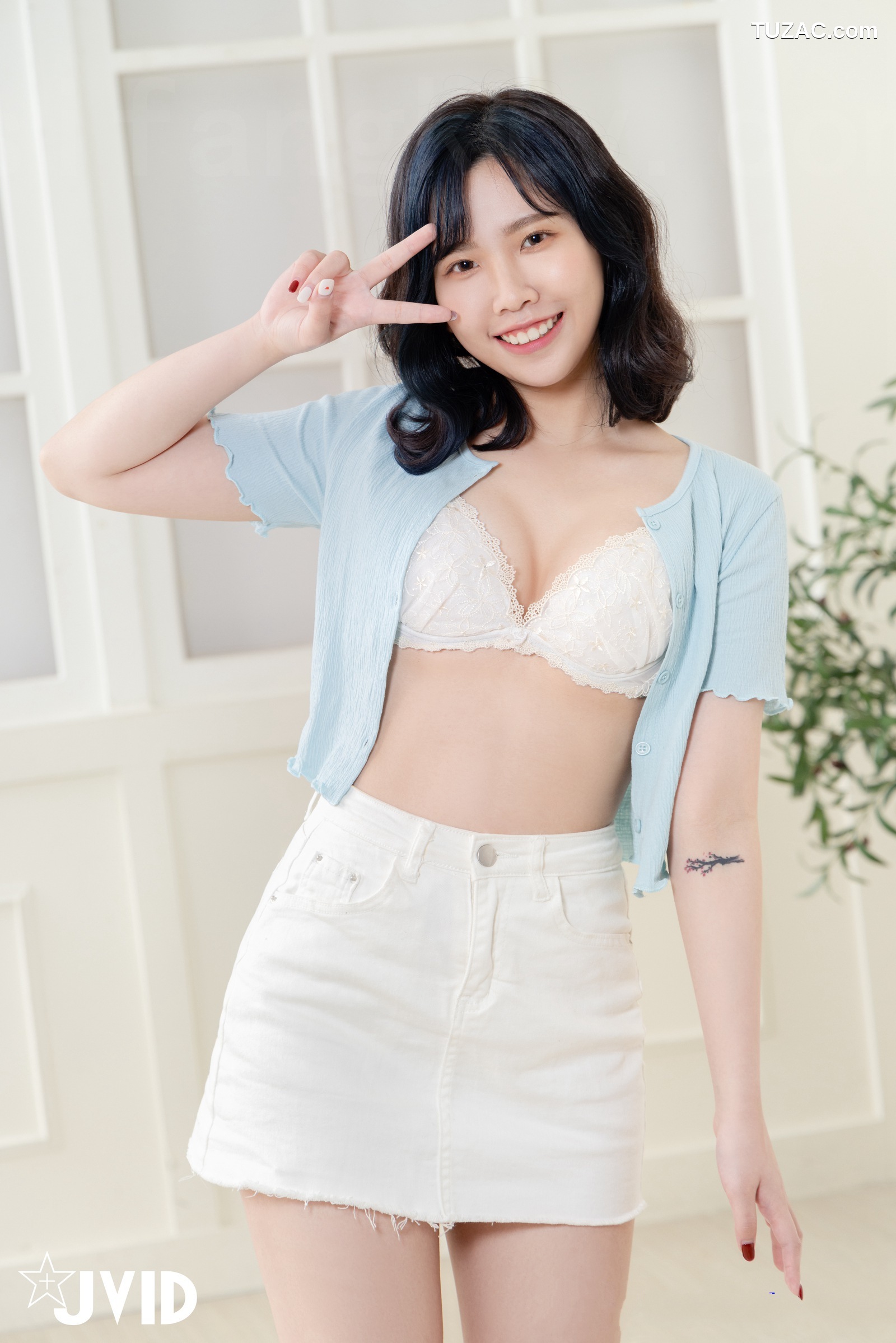 JVID-茶理-19岁某私立女大生