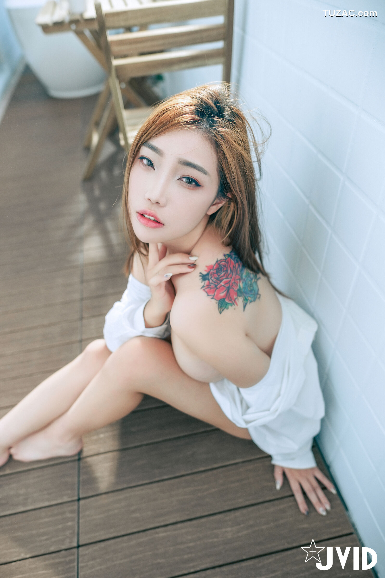 JVID-葆葆女王-欲求不满的女主管
