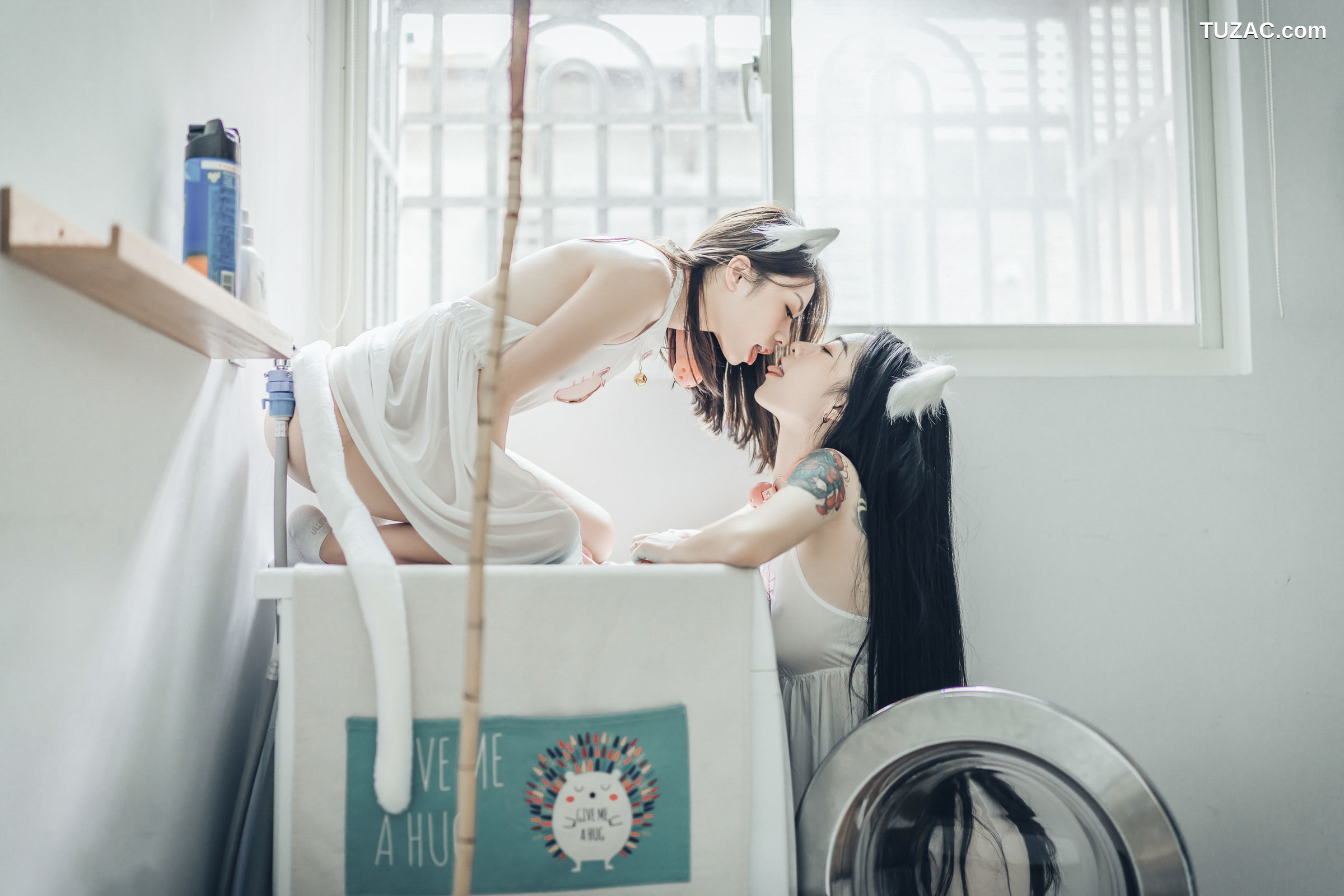 JVID-辰辰-妍妍-飘飘-宅女与猫咪的同居性生活-超赤裸饲养性爱日记