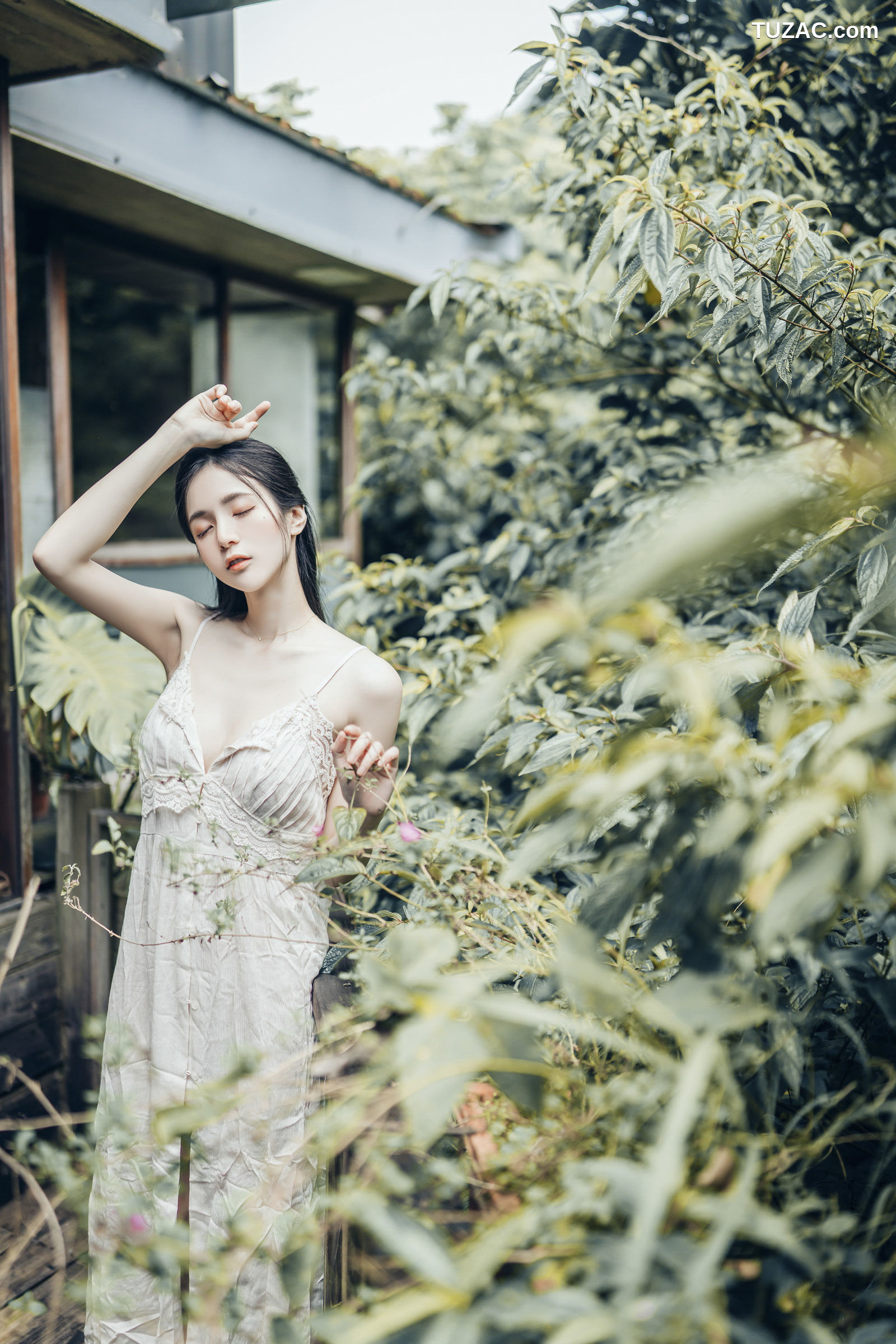 JVID-辰辰-最大限定尺度实体写真电子版-2022.09.25