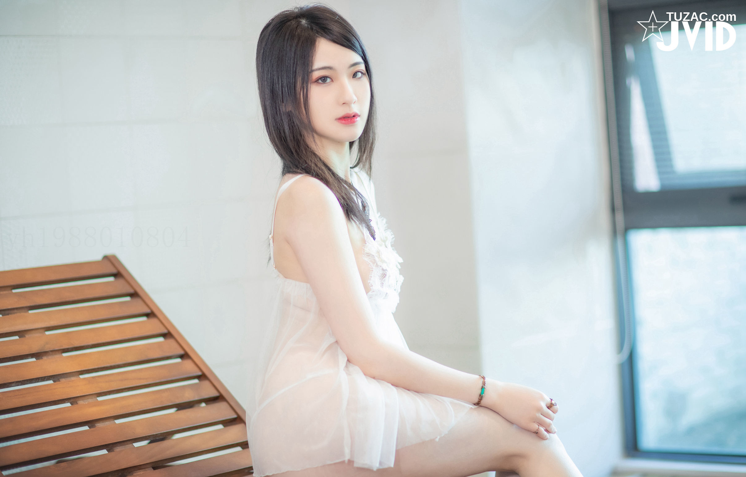 JVID-阿黎-性感爆棚の黑白蕾絲睡衣