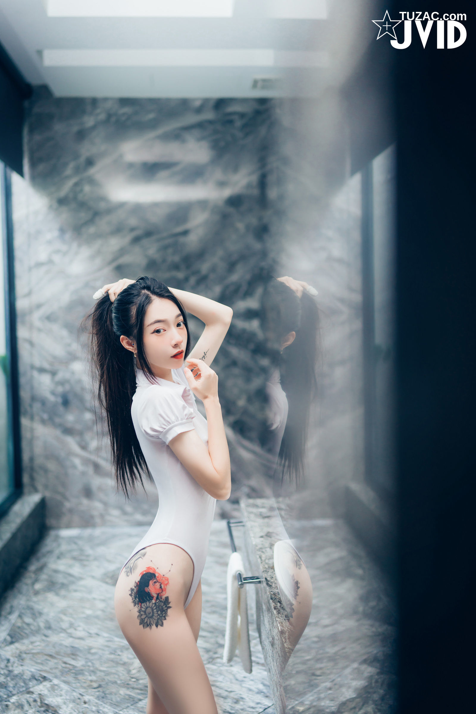 JVID-飘飘-百变女神-学生服-死库水-情趣内衣-性感睡衣-2021.08.18