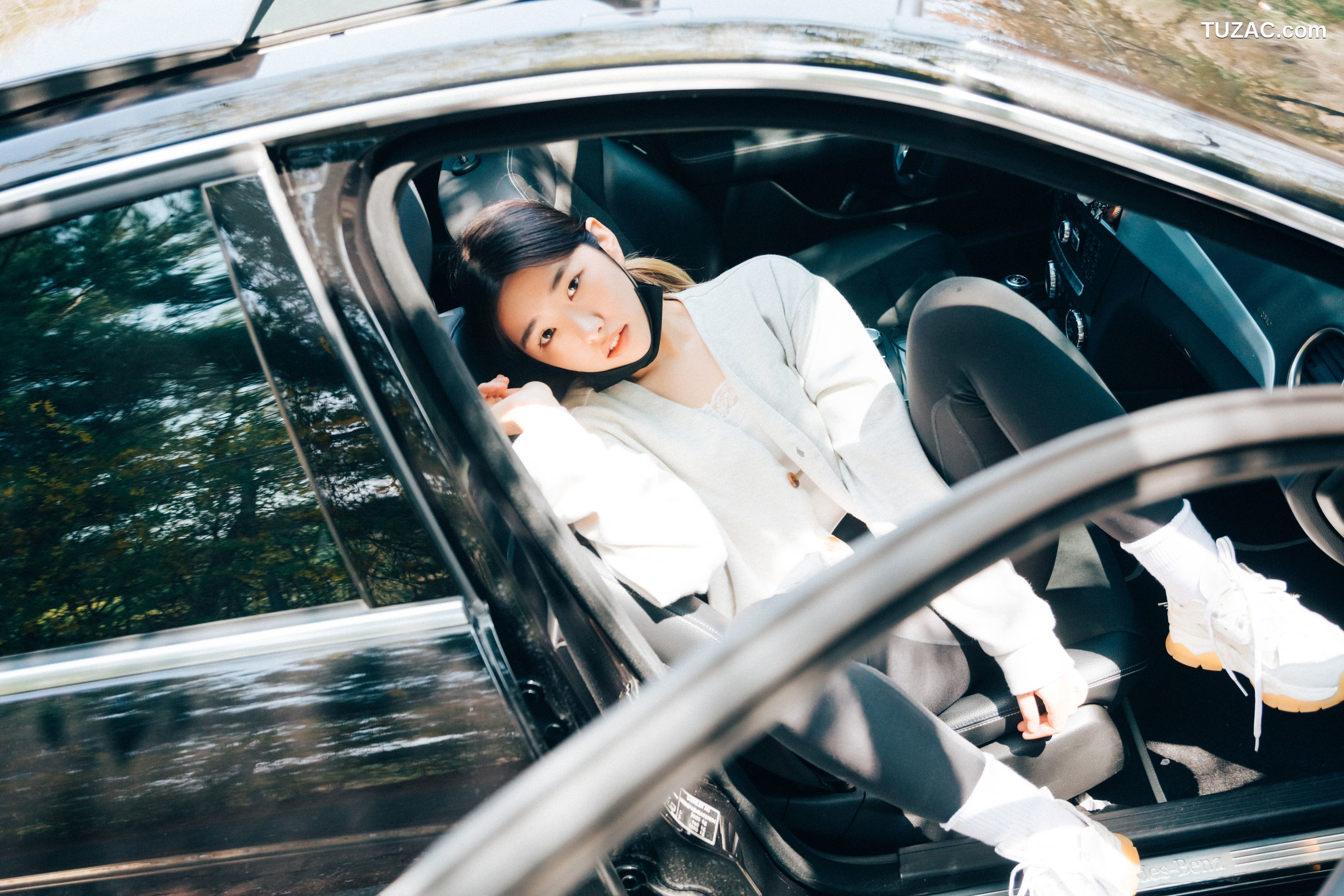 Sonson-손손-约会-Yano-date-Loozy