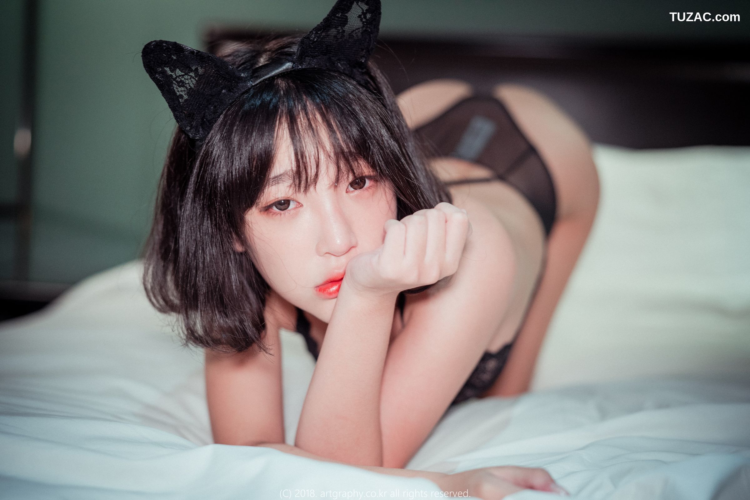 姜仁卿-ARTGRAVIA-034-蕾丝猫女-Inkyung