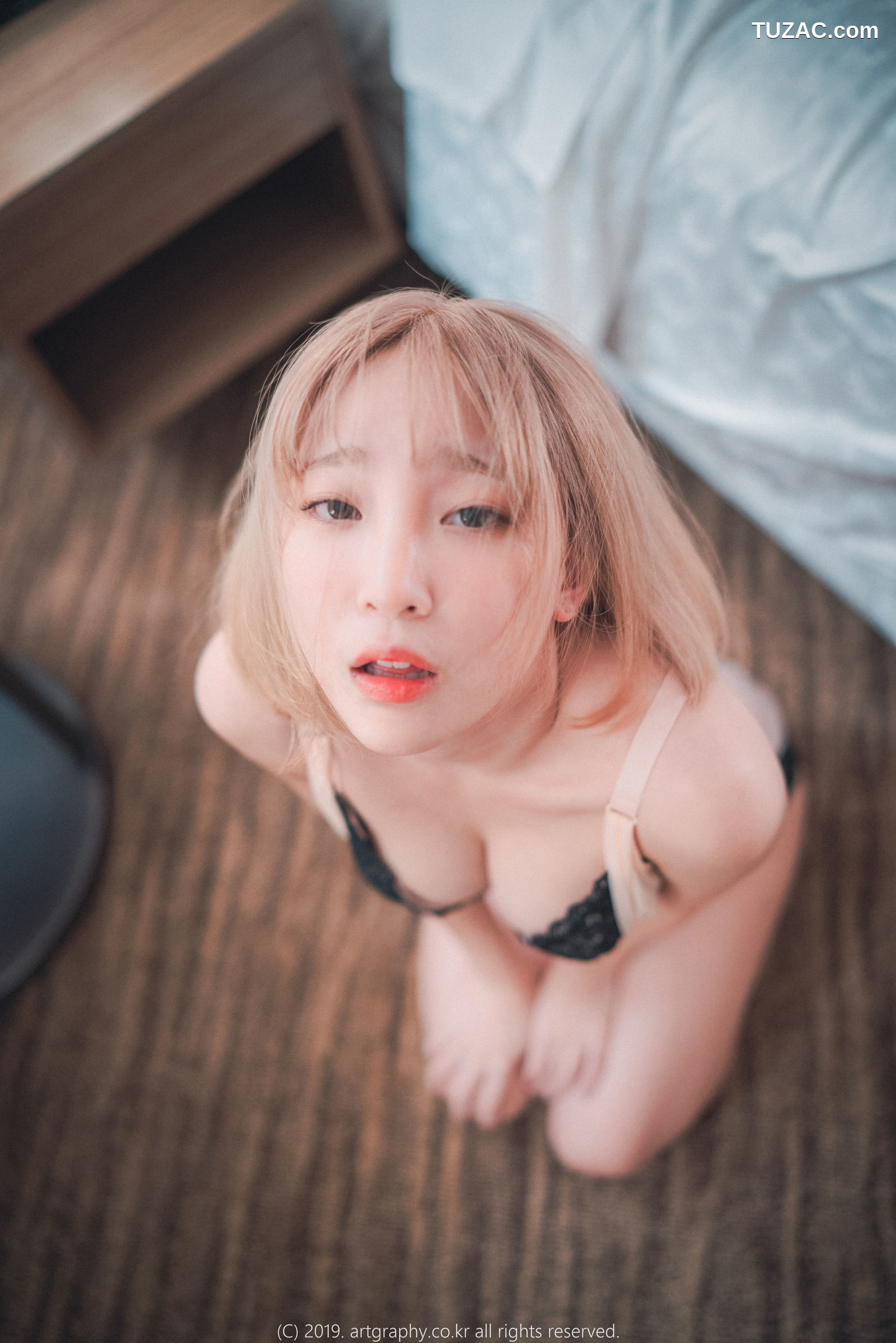 姜仁卿-ARTGRAVIA-056-蕾丝内衣-吊带小背心-Inkyung
