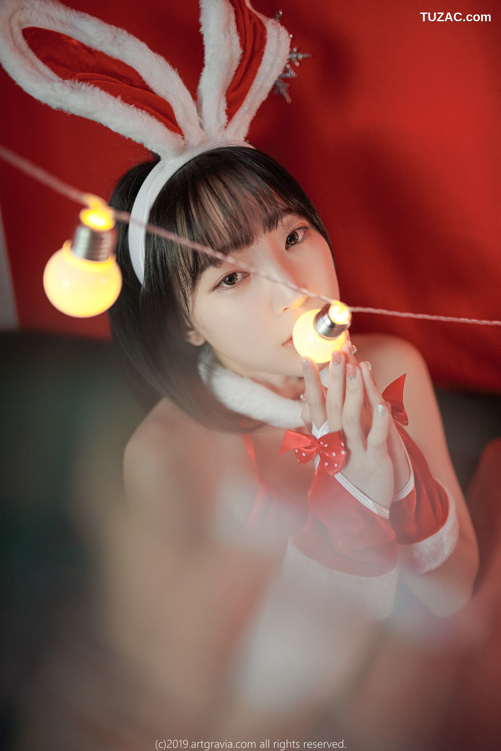 姜仁卿-ARTGRAVIA-126-圣诞女郎-Inkyung