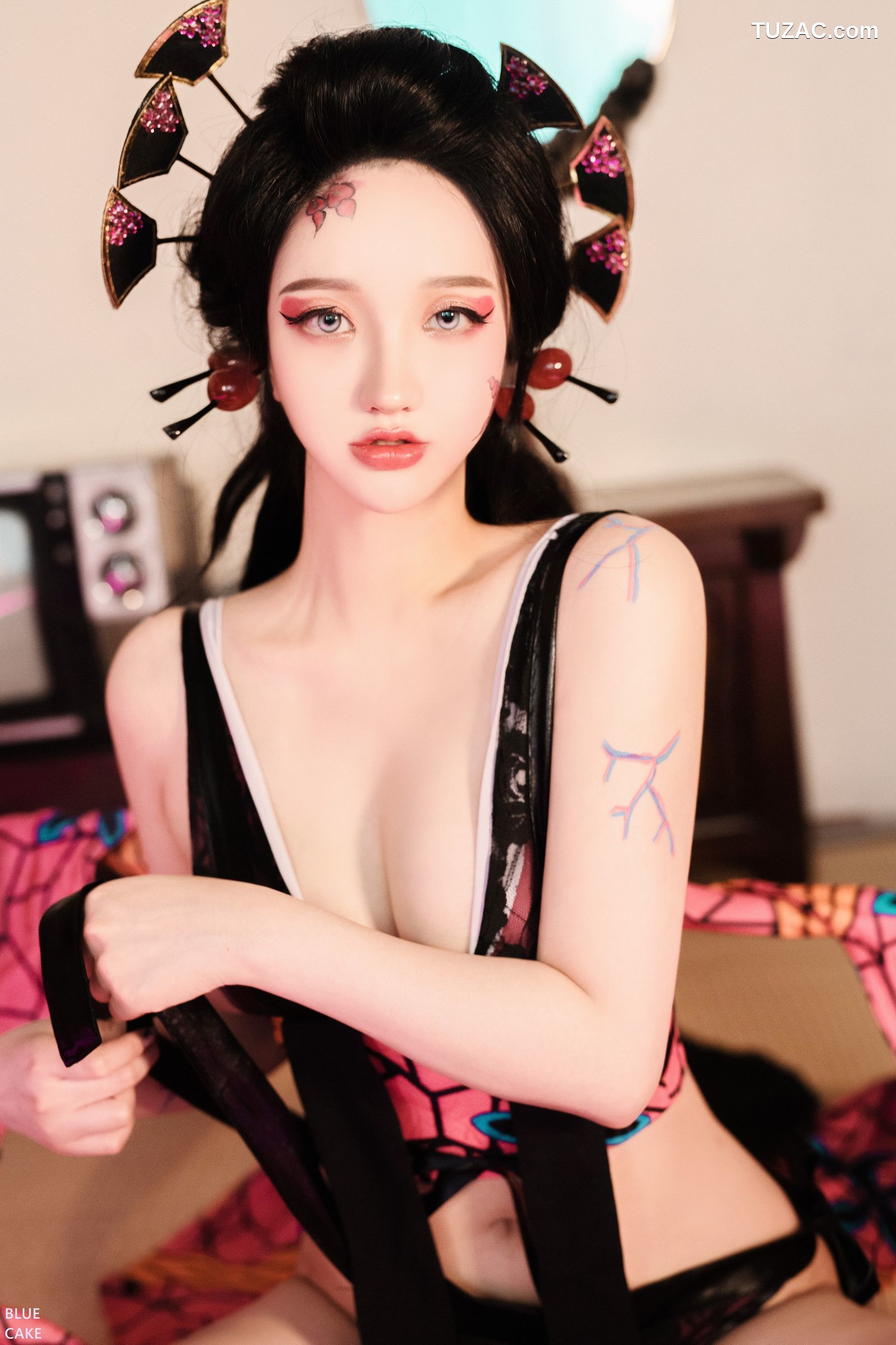 孙乐乐-Son-Ye-Eun-RED-ONI-红色奥尼恶魔