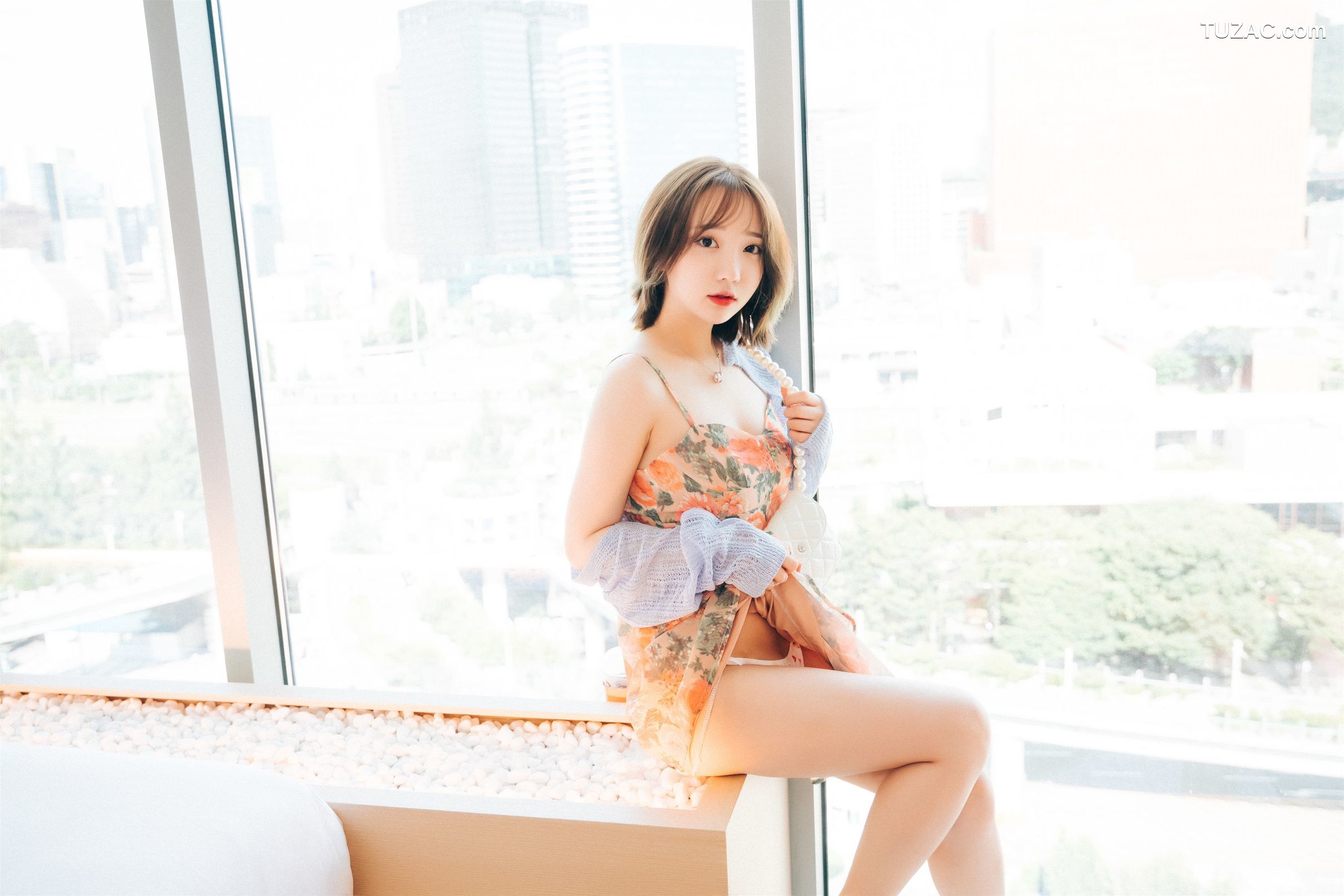 孙乐乐-Son-Ye-Eun-爱在宾馆-Lover-in-Hotel-[Loozy]