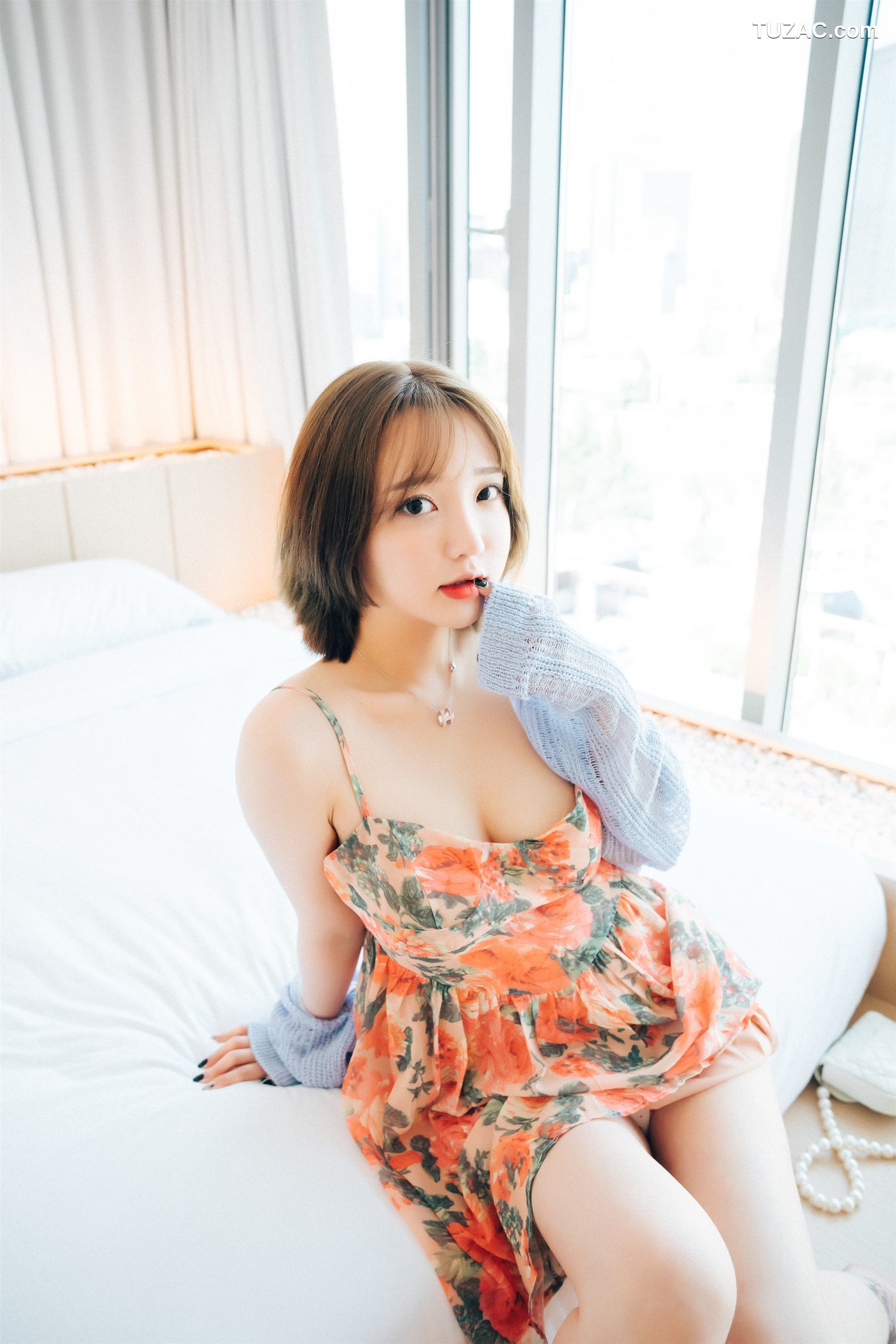 孙乐乐-Son-Ye-Eun-爱在宾馆-Lover-in-Hotel-[Loozy]