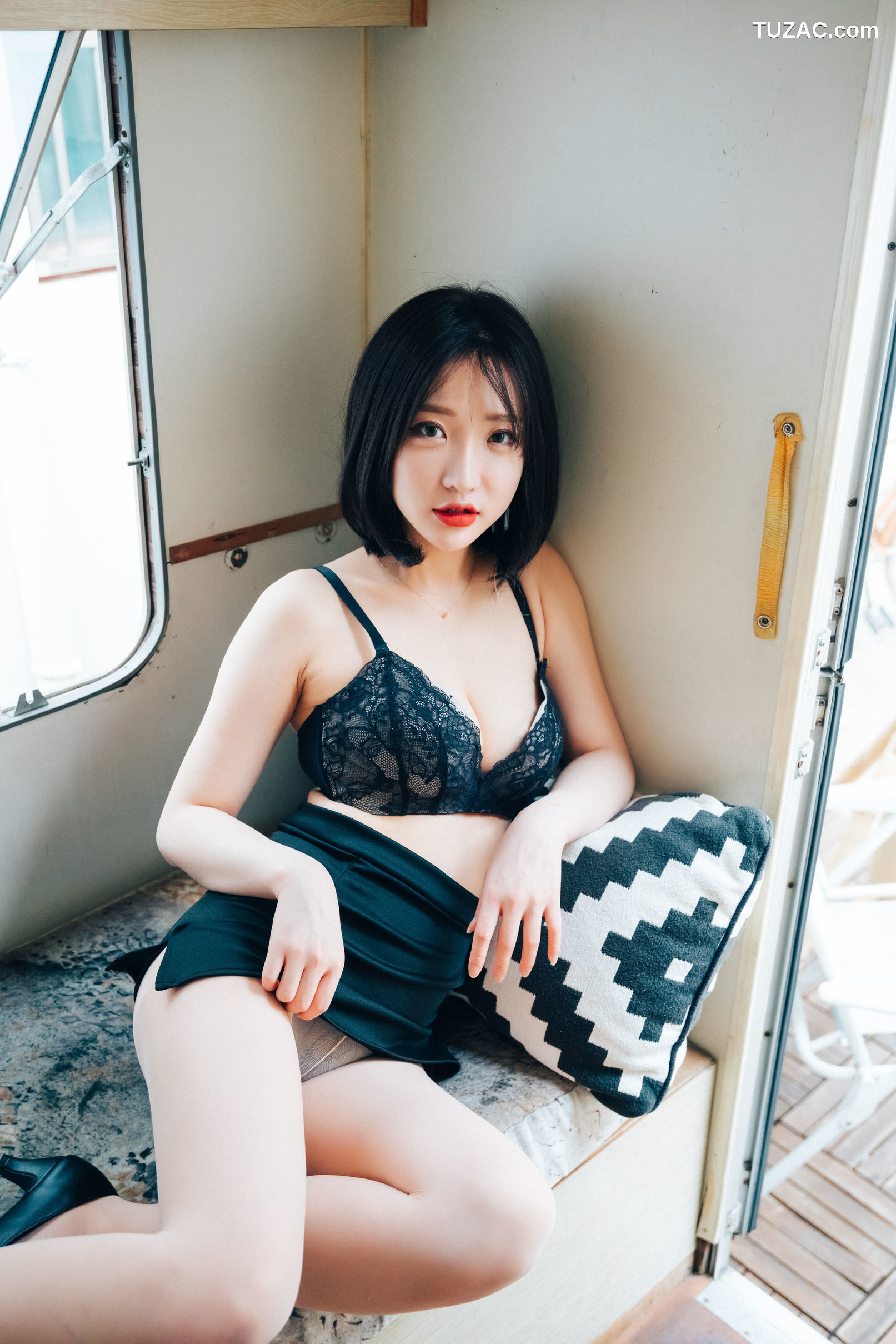 孙乐乐-Son-Ye-Eun-白领美女的假期-Officegirl-s-Vacation-卷2