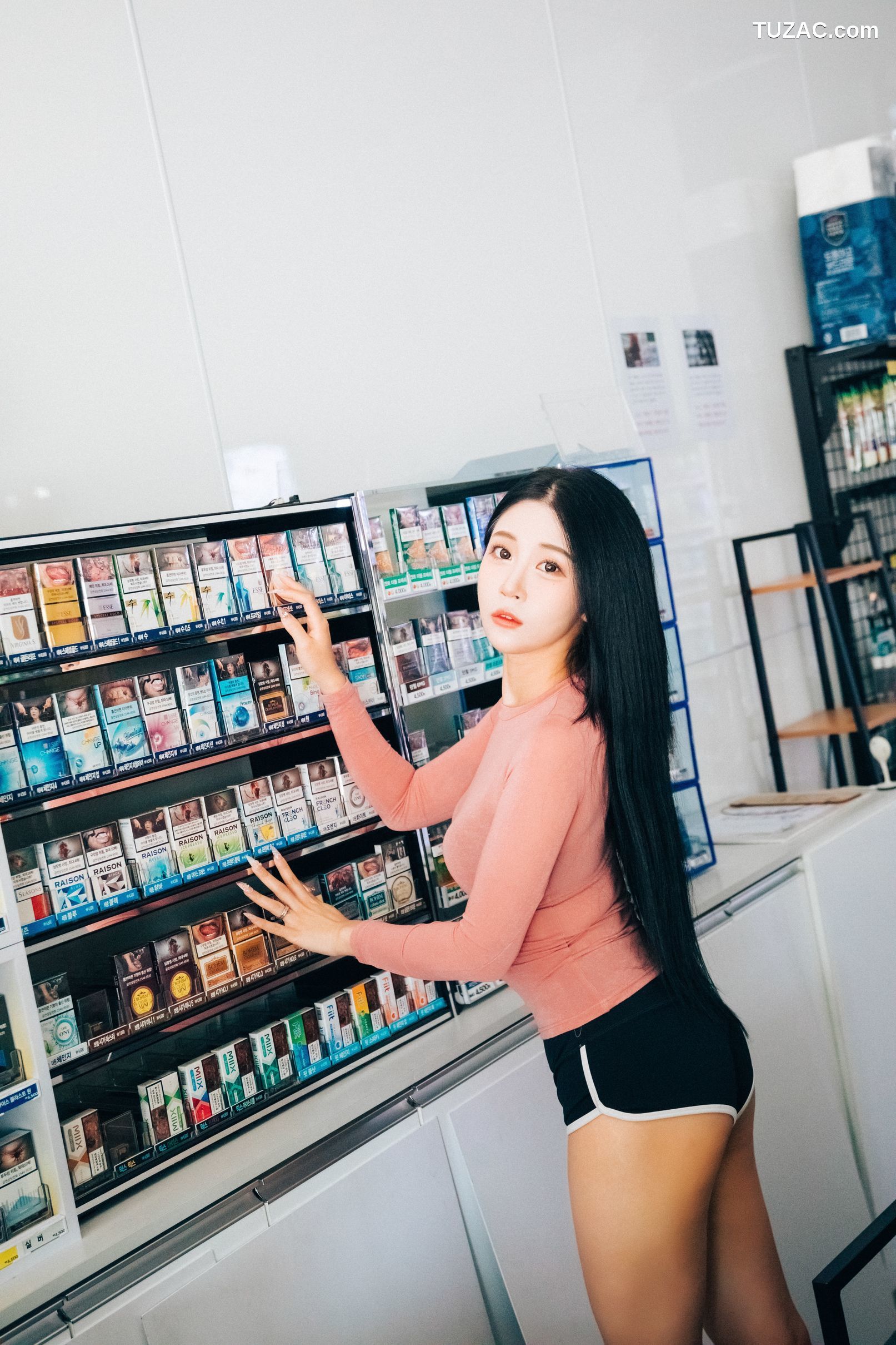 尹宝美-Bomi-便利店兼职-Part-Timer-Loozy