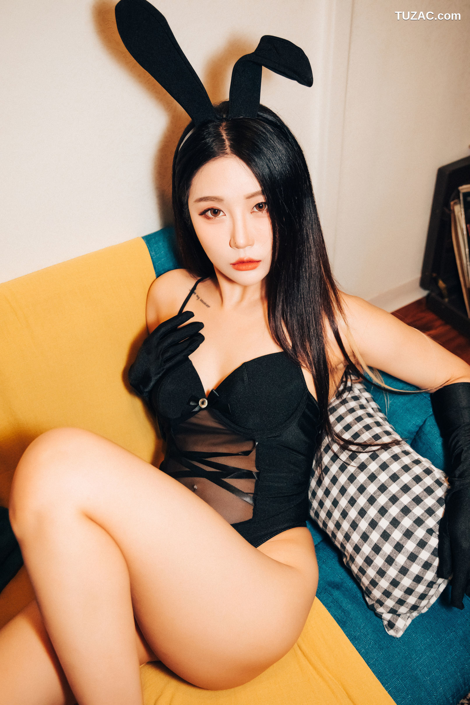 尹宝美-Bomi-性感室友-Roomate