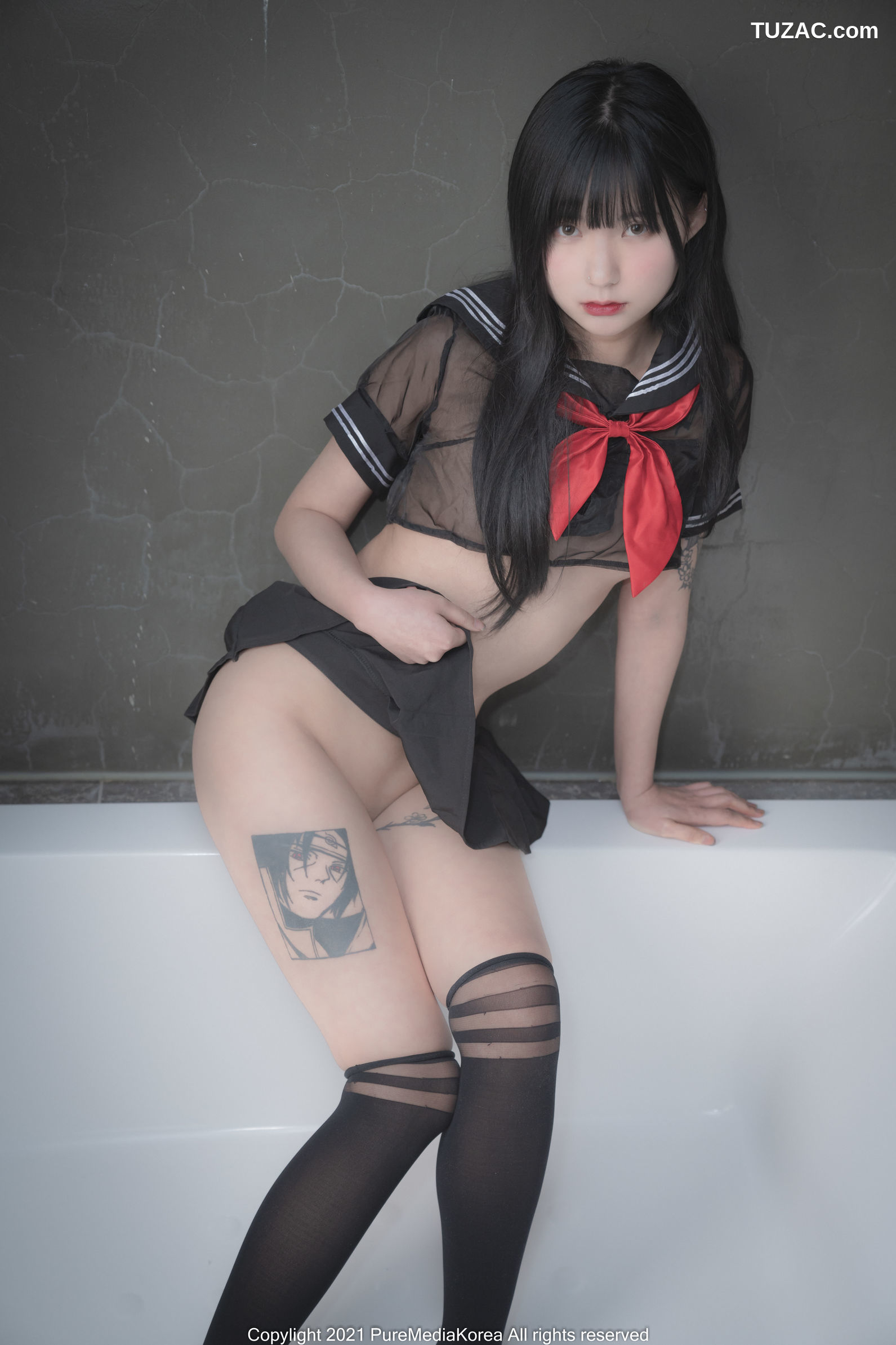 韩国美女-Hizzy-黑色透视情趣学生裙装红绳捆绑-Pure-Media-Vol.073