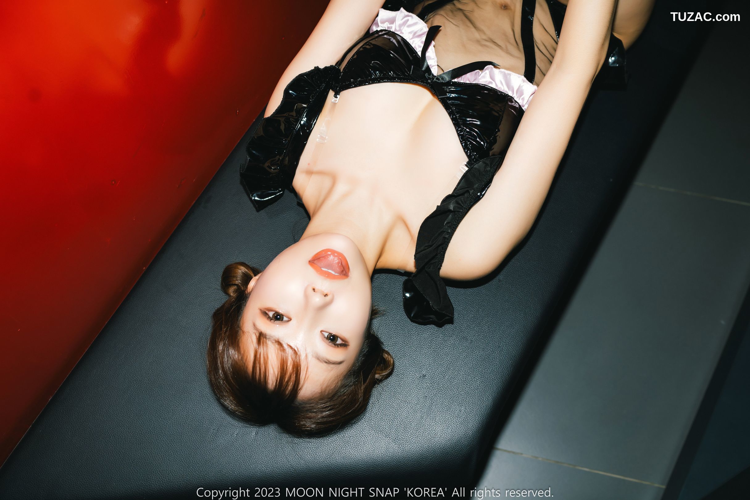韩国美女-Jucy-抓住这个小恶魔-无圣光-Capturing-the-Little-Devil-Moon-Night-Snap-Vol.404