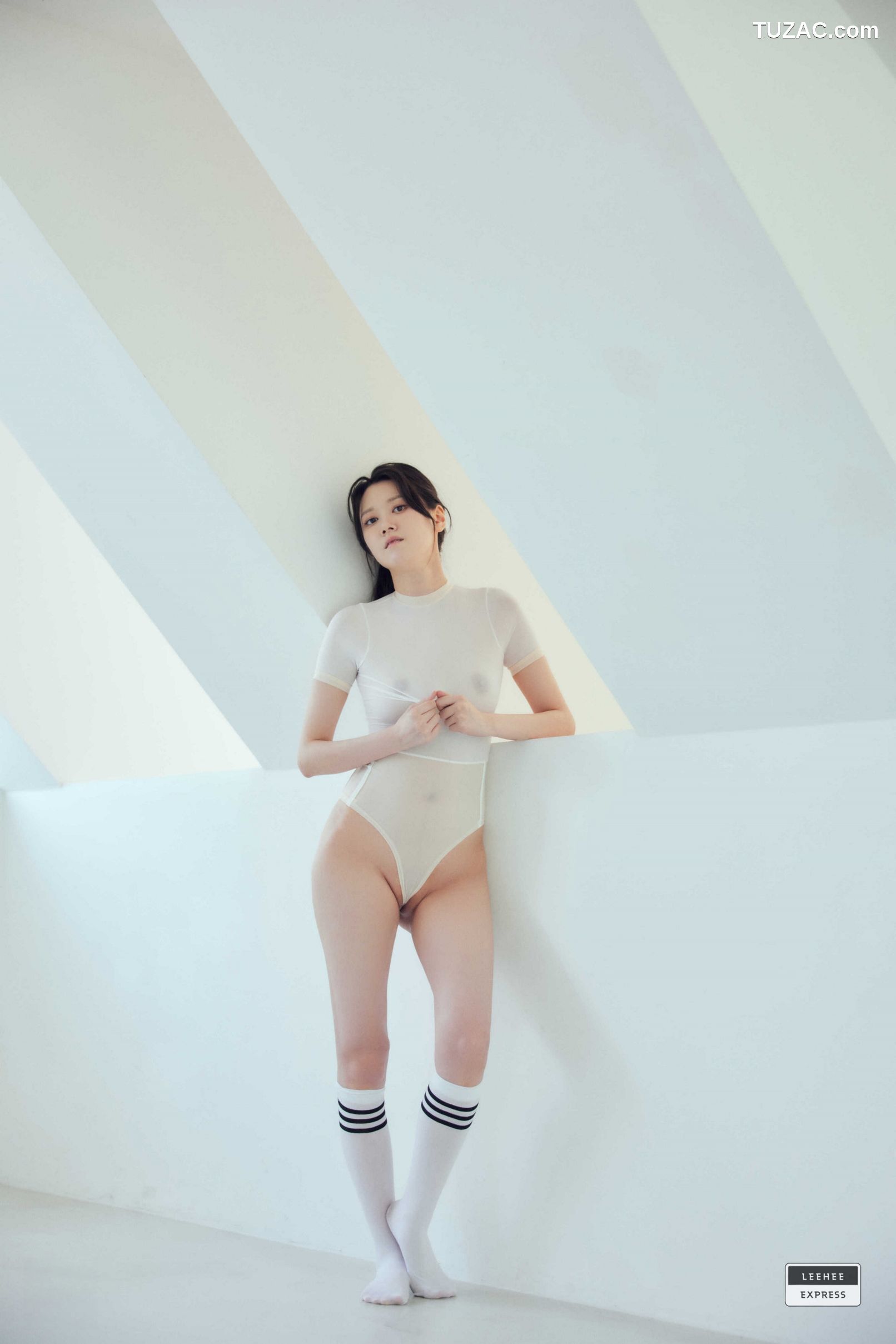 韩国美女-Nara-白色紧身透视运动装-LEEHEE-EXPRESS-LEDB-179A