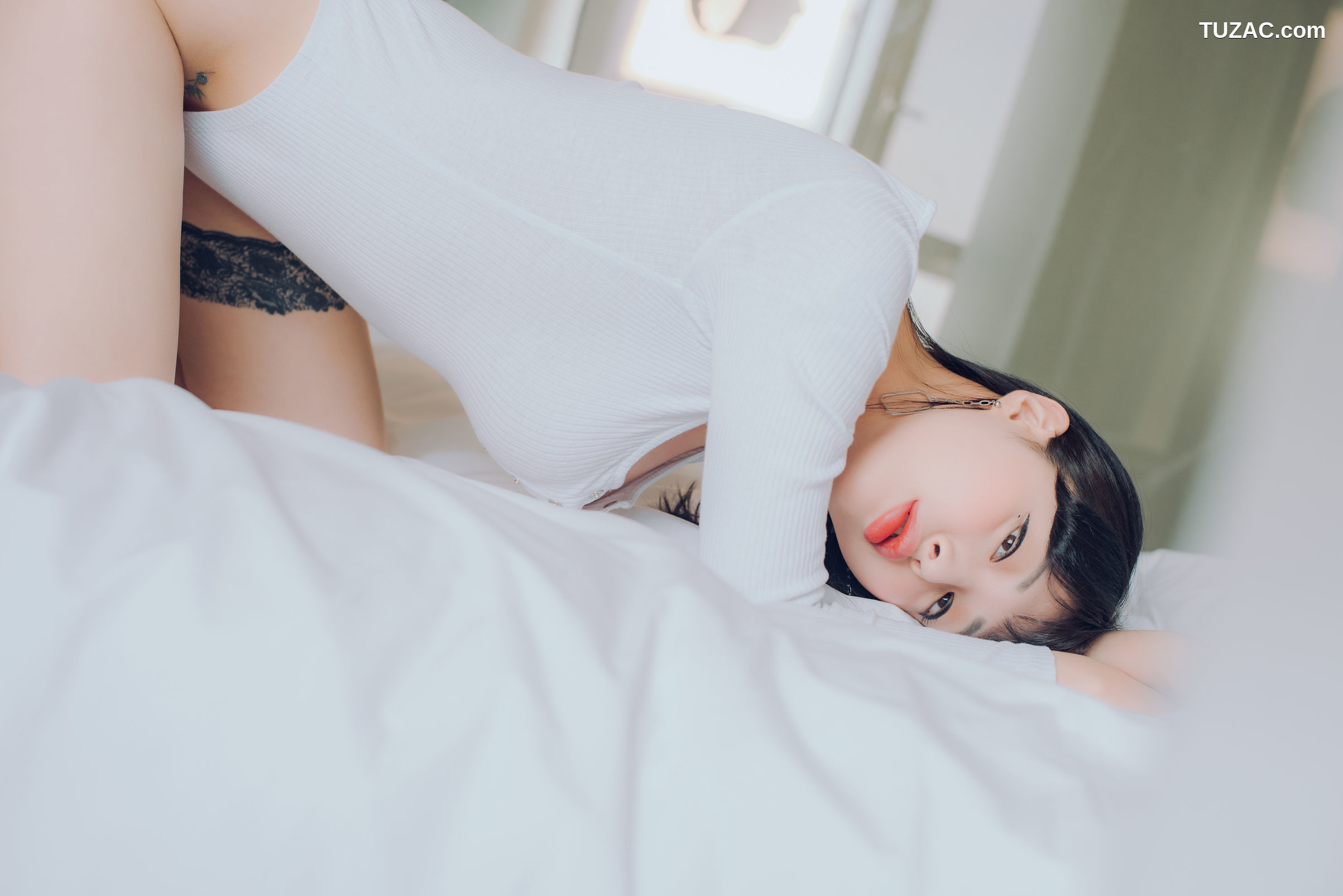 韩国美女-Seolhwa-白色死库水浴室湿身-Pure-Media-Vol.064