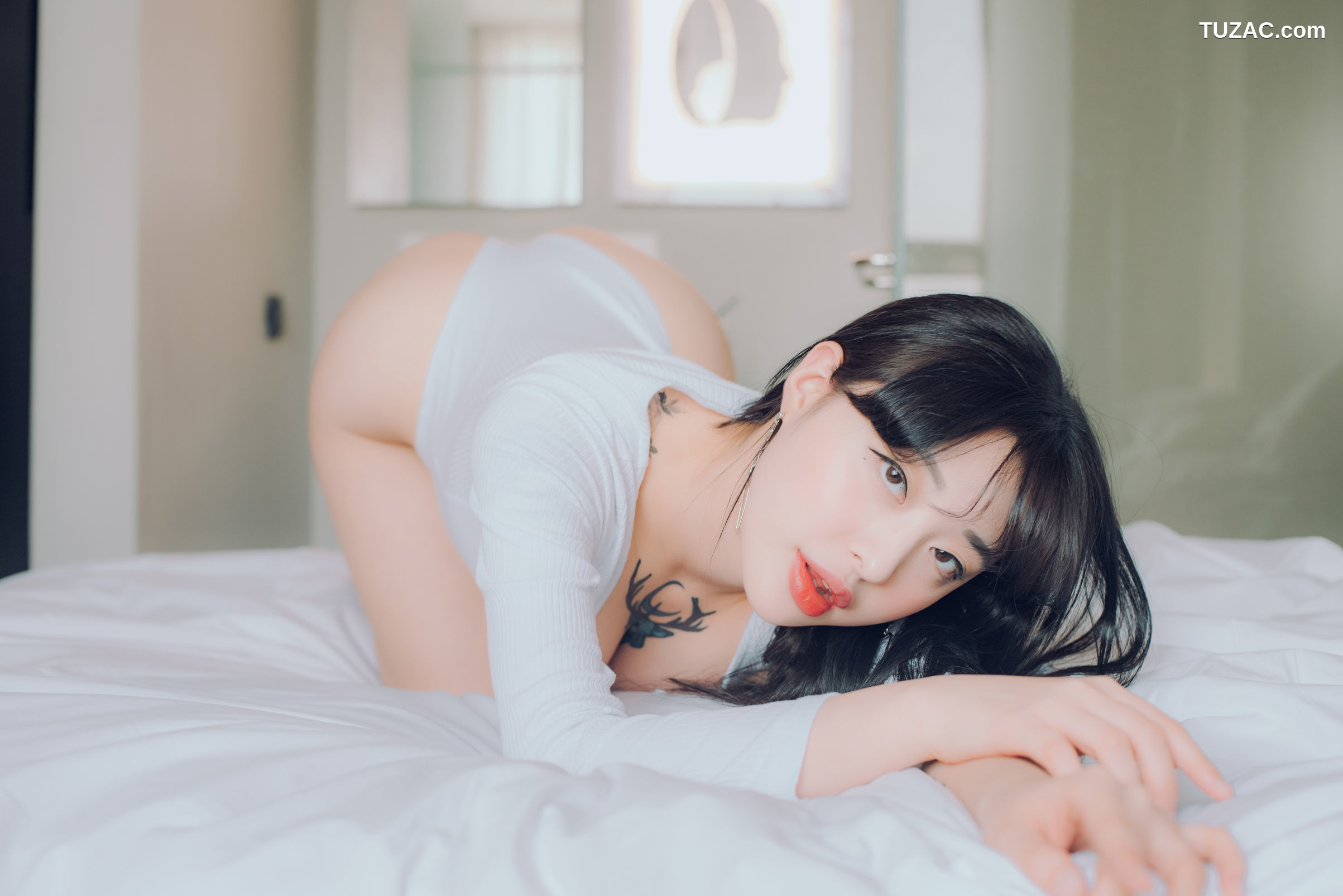 韩国美女-Seolhwa-白色死库水浴室湿身-Pure-Media-Vol.064