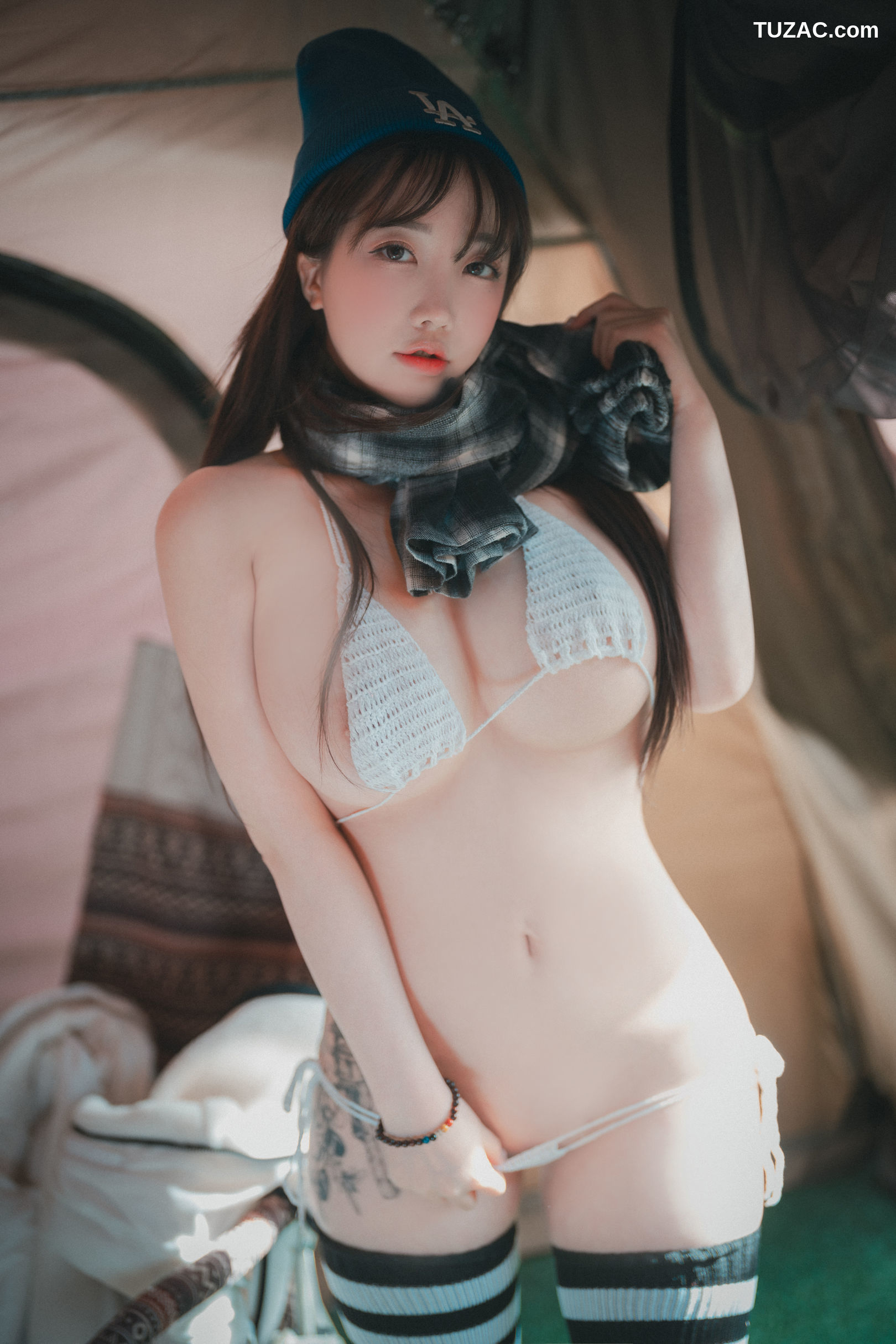 韩国美女-孙乐乐-Son-YeEun-浪漫冬季露营-Romantic-Winter-Glamping